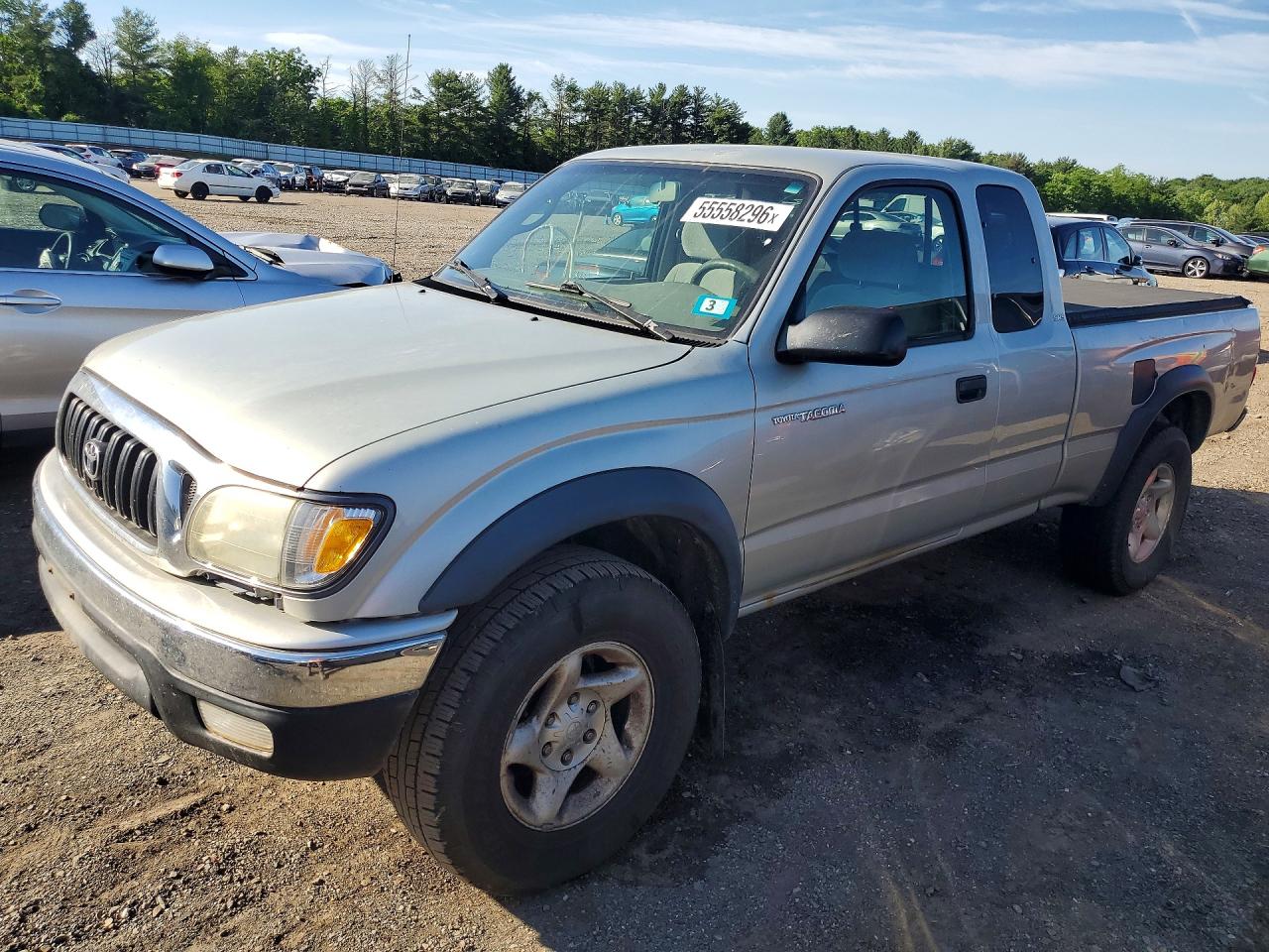 2004 Toyota Tacoma Xtracab Silver vin: 5TEWN72N04Z319790