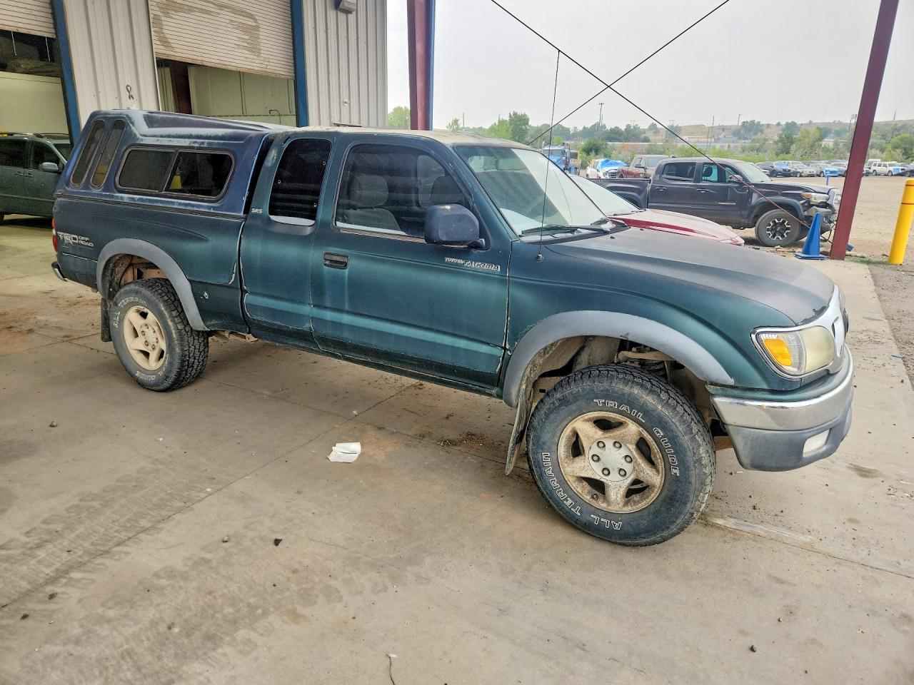 2001 Toyota Tacoma V6 Green vin: 5TEWN72N11Z833529