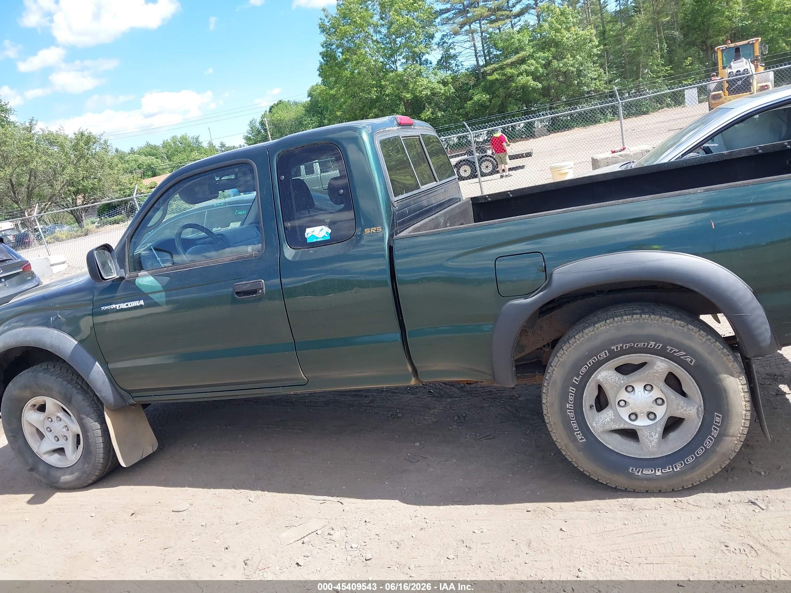2003 Toyota Tacoma Base V6 Green vin: 5TEWN72N13Z186116