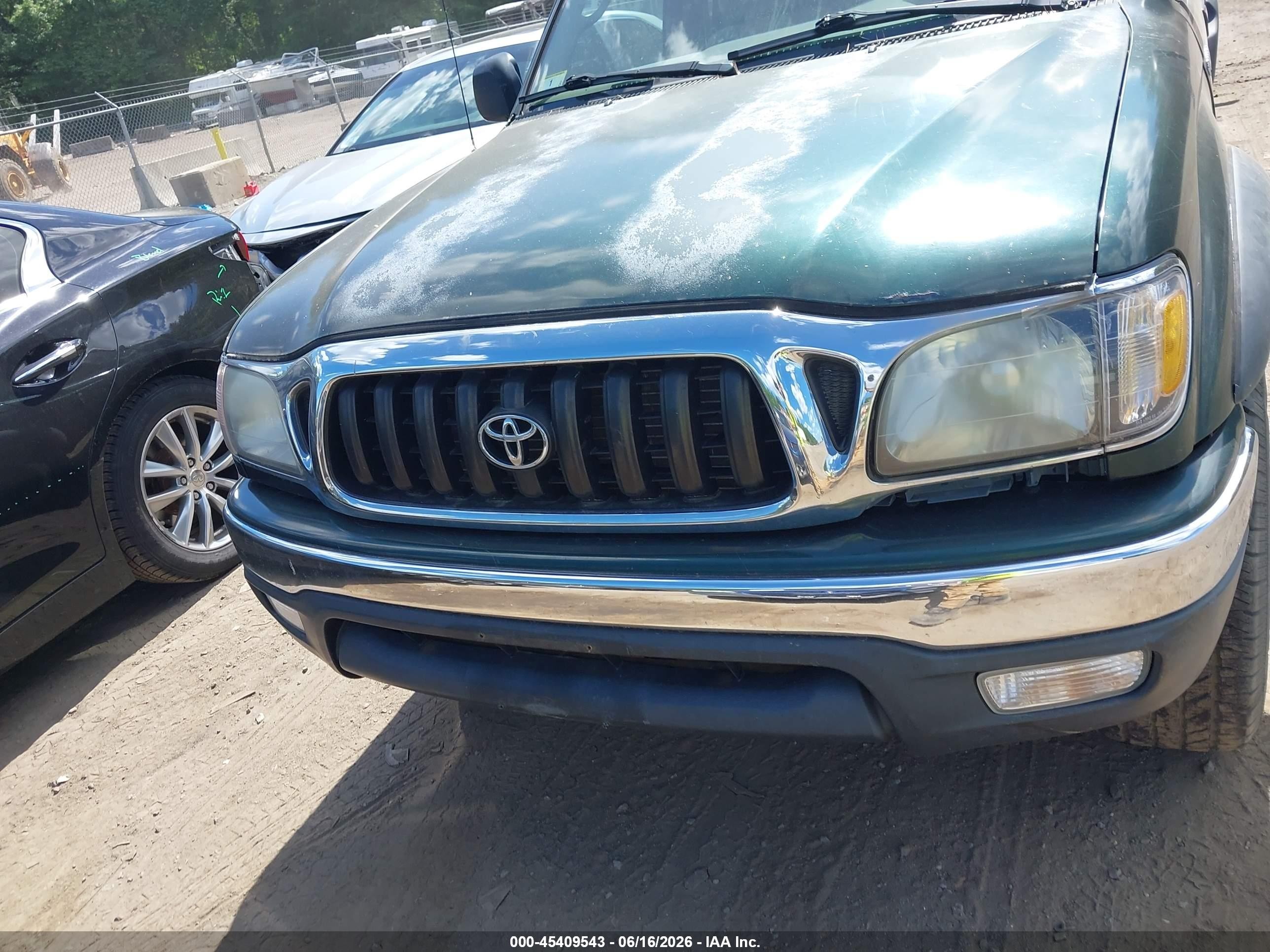 2003 Toyota Tacoma Base V6 Green vin: 5TEWN72N13Z186116