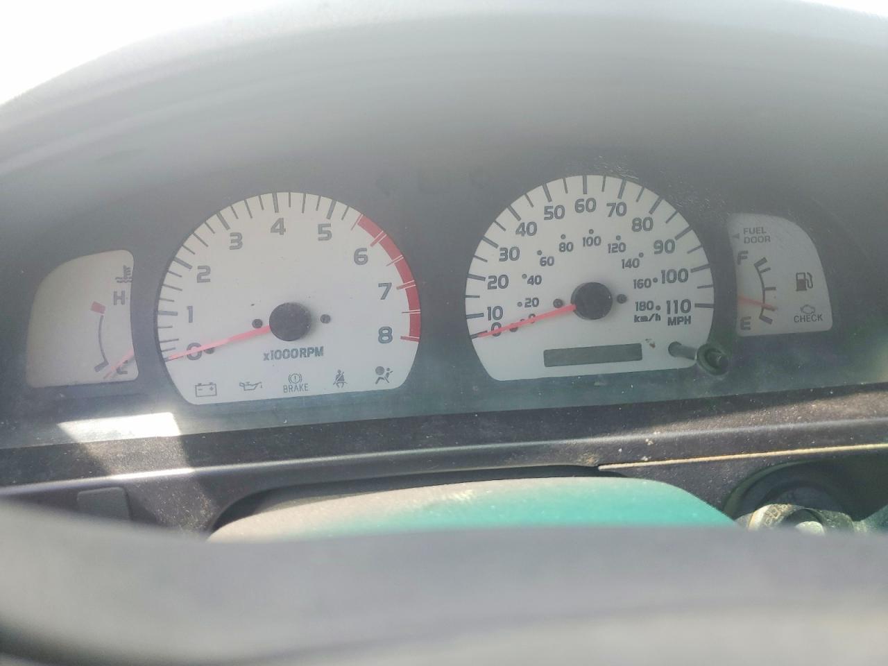 2002 Toyota Tacoma Xtracab White vin: 5TEWN72N22Z880764