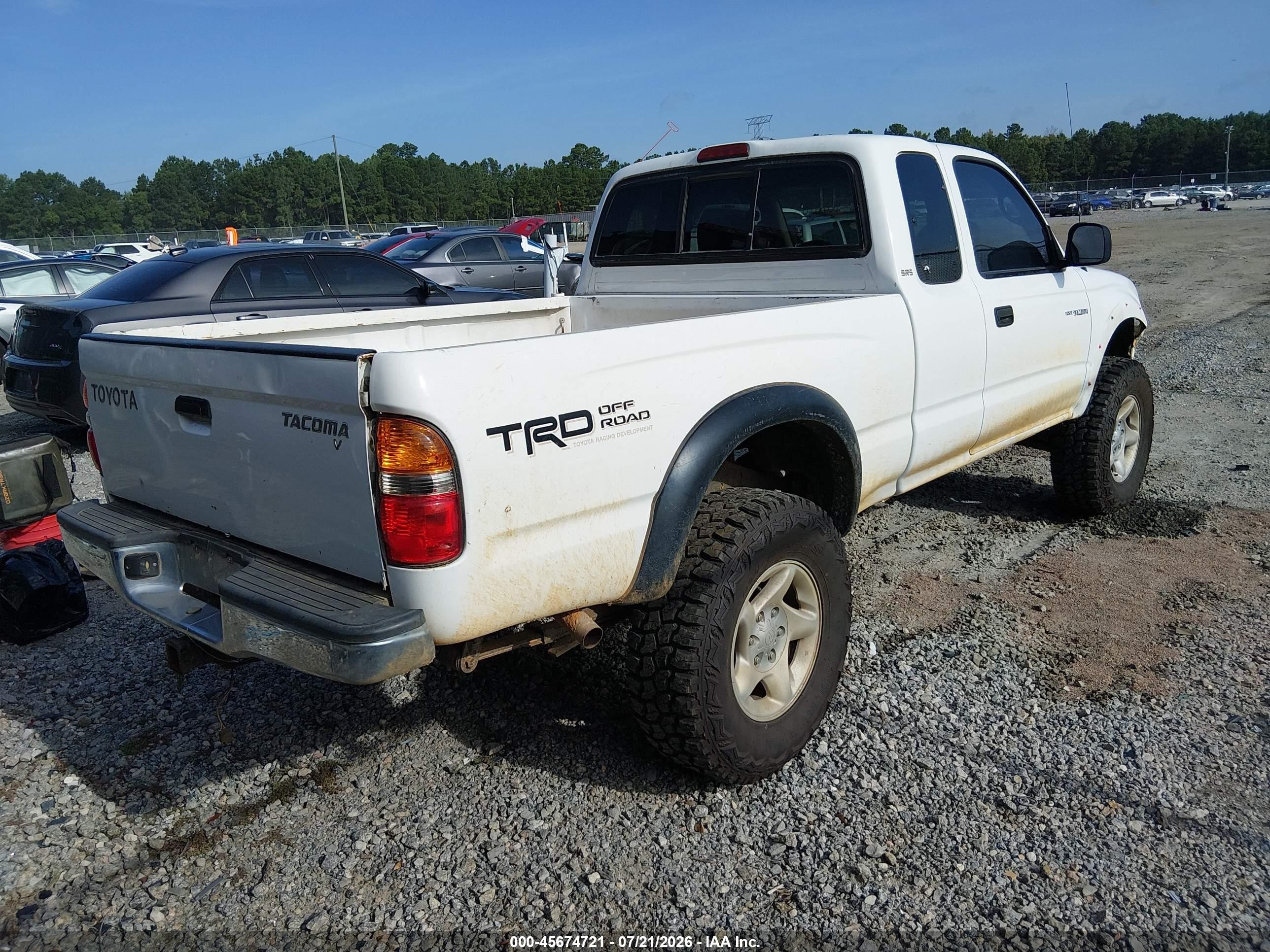 2001 Toyota Tacoma Base V6 White vin: 5TEWN72N31Z743816