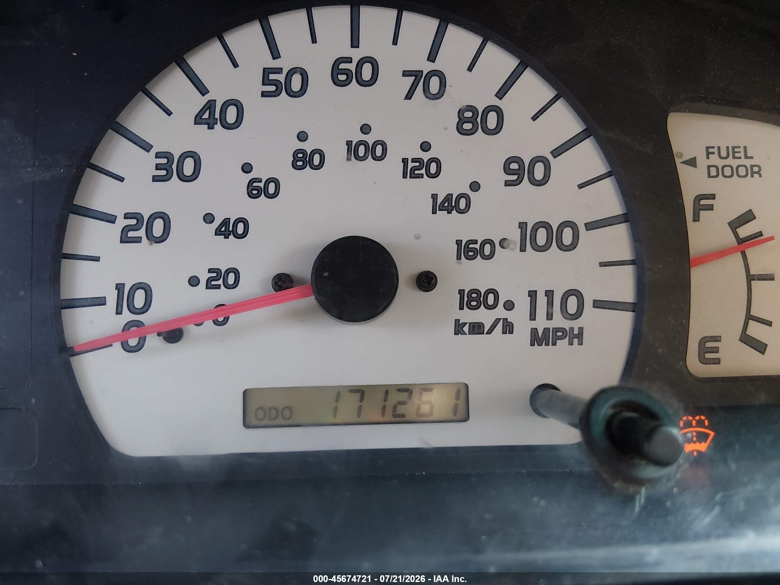 2001 Toyota Tacoma Base V6 White vin: 5TEWN72N31Z743816