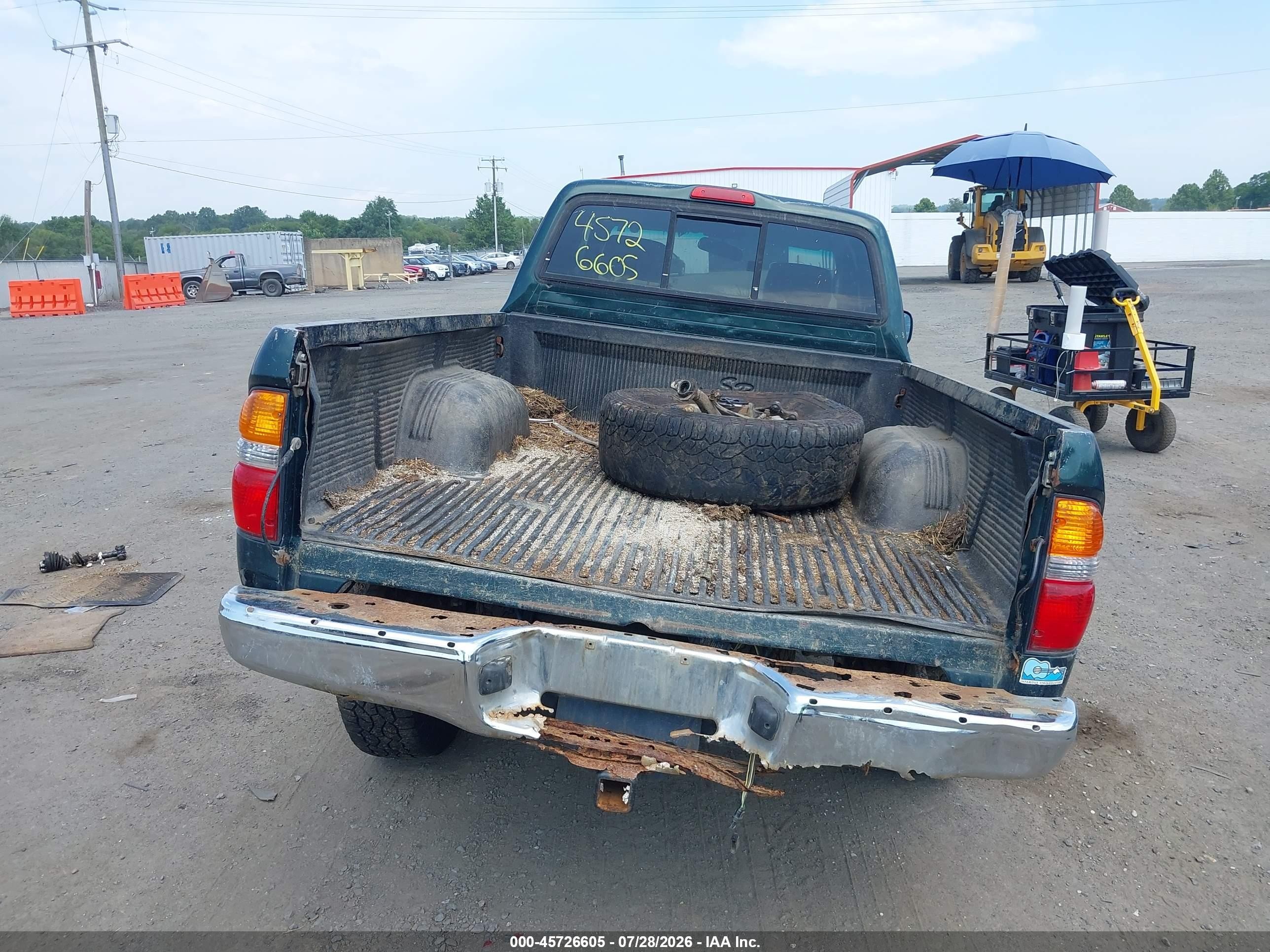2002 Toyota Tacoma Base V6 Green vin: 5TEWN72N32Z898108