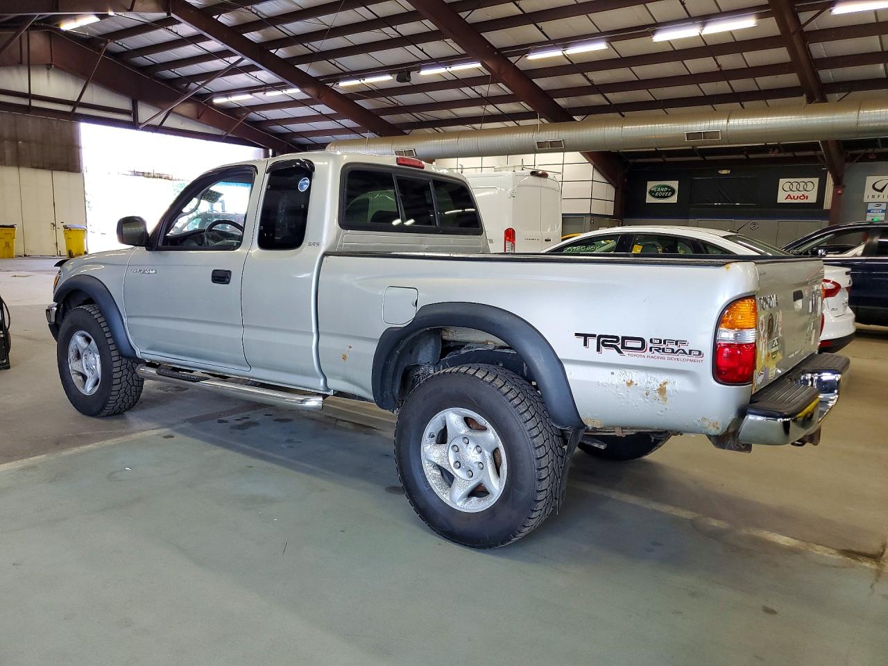 2004 Toyota Tacoma Xtracab Beige vin: 5TEWN72N34Z382091