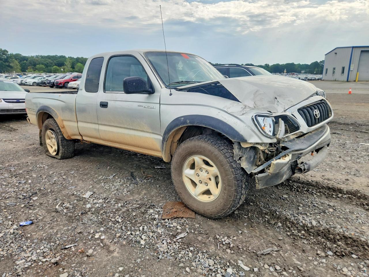 2004 Toyota Tacoma V6 Silver vin: 5TEWN72N34Z413436