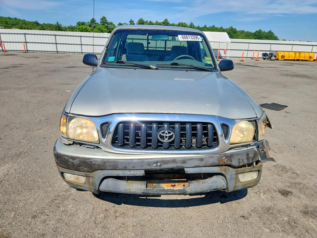 2001 Toyota Tacoma Xtracab Silver vin: 5TEWN72N61Z864033