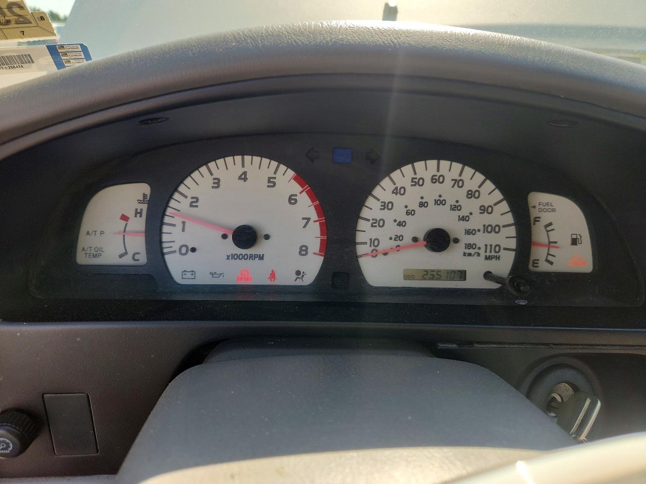 2001 Toyota Tacoma Xtracab Silver vin: 5TEWN72N61Z864033
