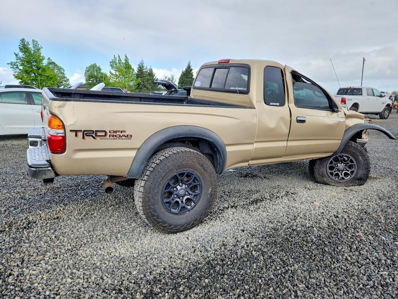 2002 Toyota Tacoma Xtracab Tan vin: 5TEWN72N62Z133748