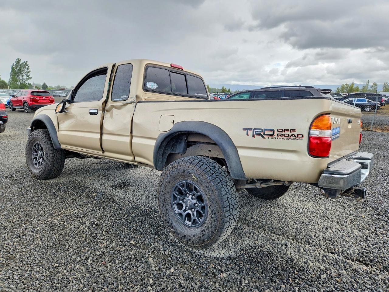 2002 Toyota Tacoma Xtracab Tan vin: 5TEWN72N62Z133748