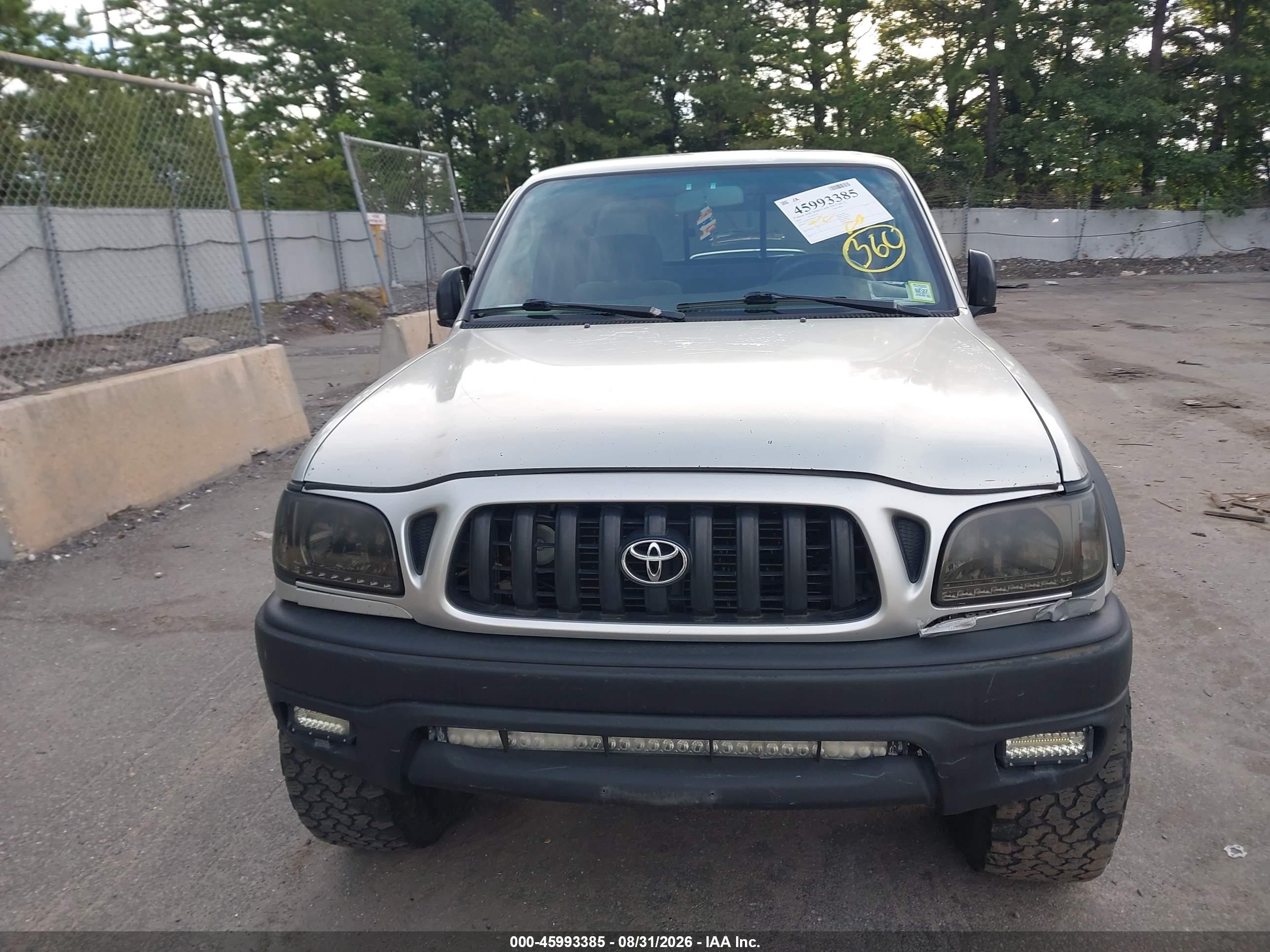 2004 Toyota Tacoma Base V6 Gray vin: 5TEWN72N64Z317736