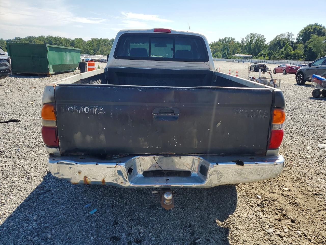 2002 Toyota Tacoma V6 Серебряный vin: 5TEWN72N72Z145164
