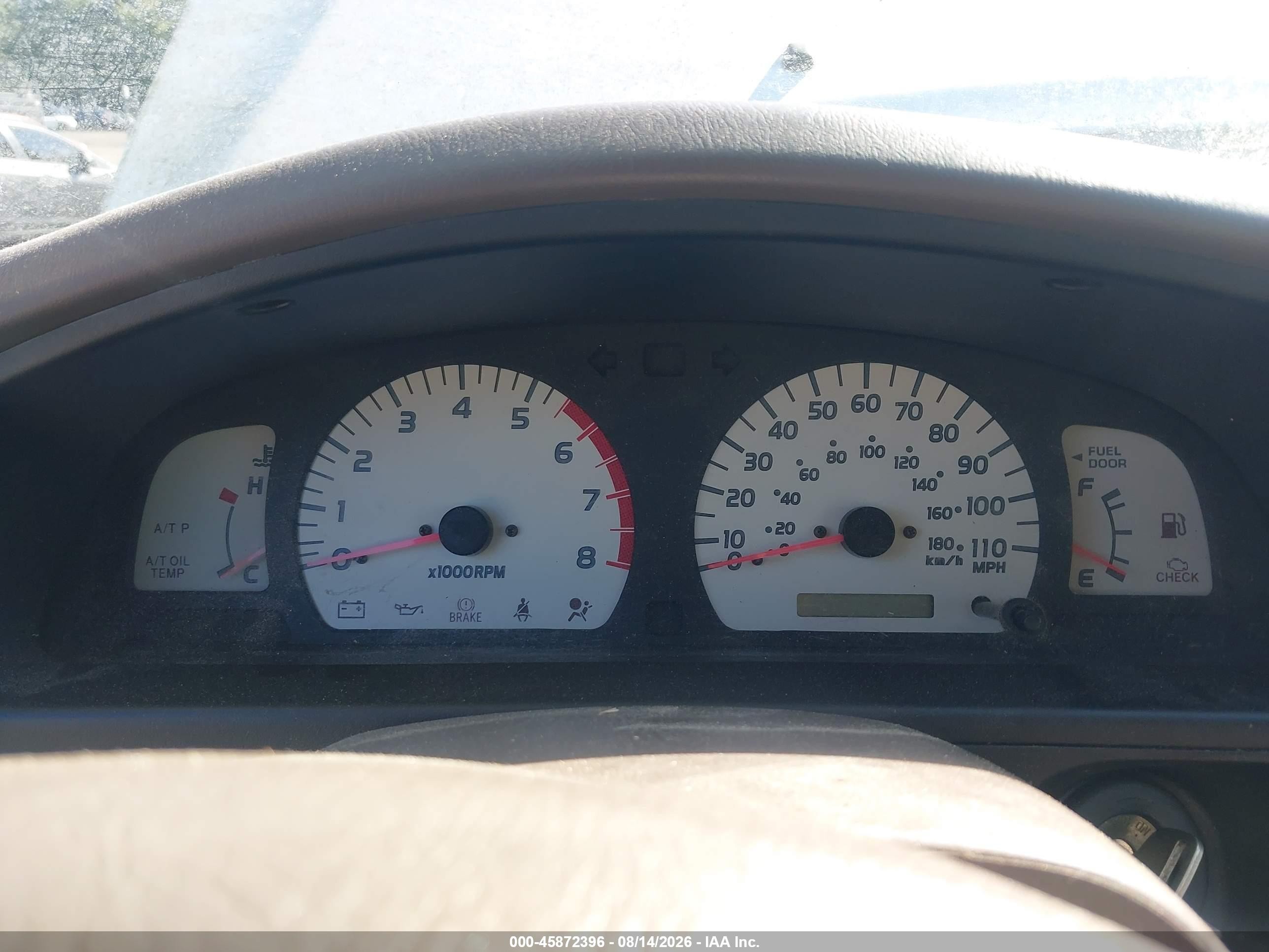 2004 Toyota Tacoma Base V6 White vin: 5TEWN72N74Z398651