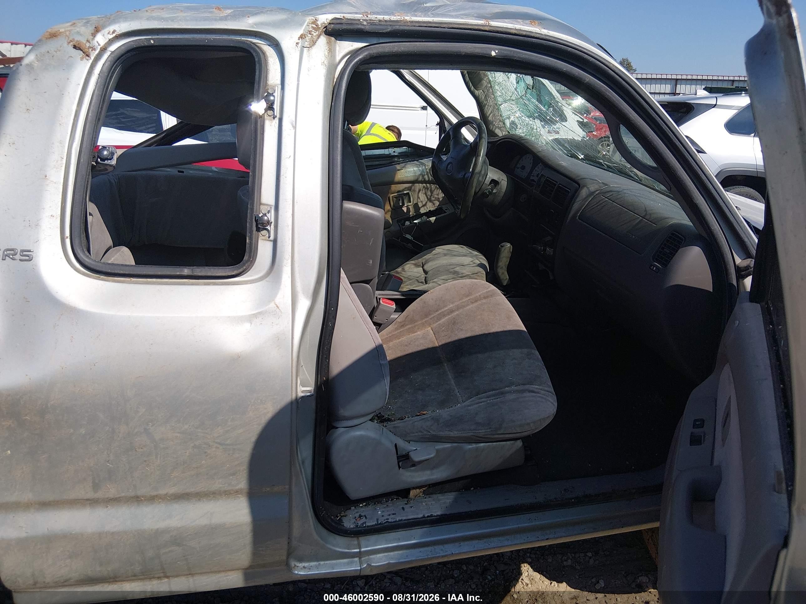2004 Toyota Tacoma Base V6 Silver vin: 5TEWN72N74Z446343