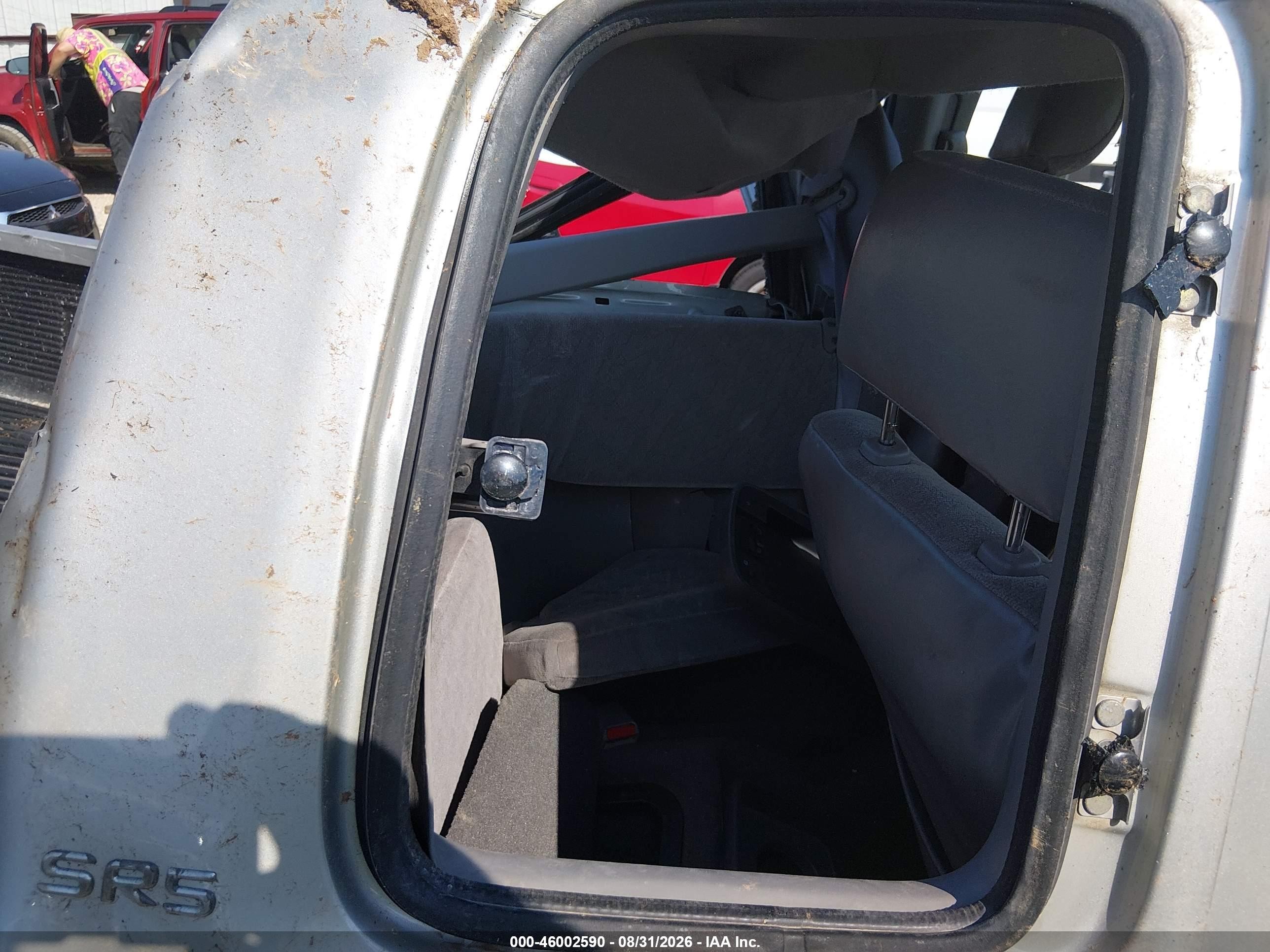 2004 Toyota Tacoma Base V6 Silver vin: 5TEWN72N74Z446343