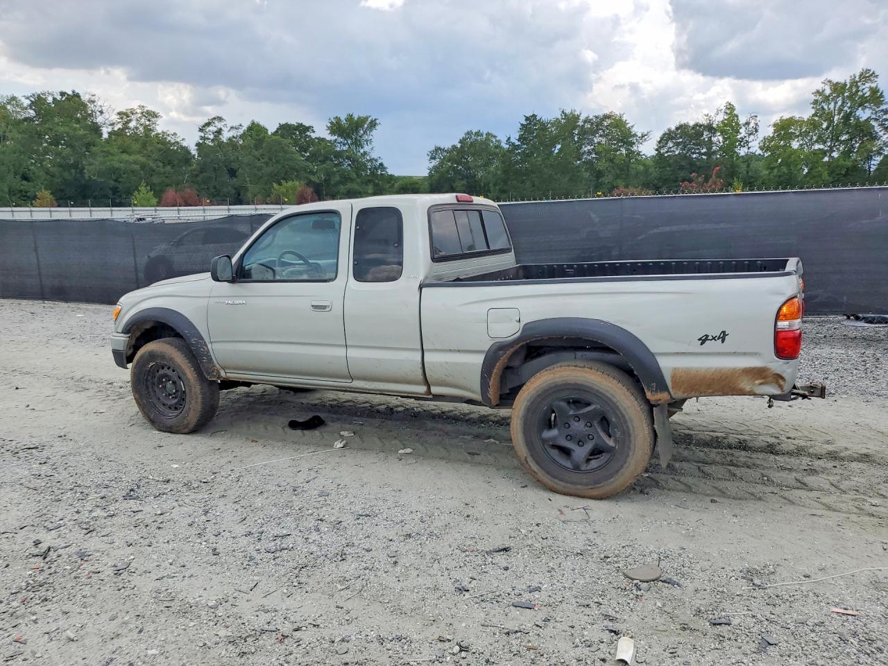 2002 Toyota Tacoma V6 Silver vin: 5TEWN72N82Z004989