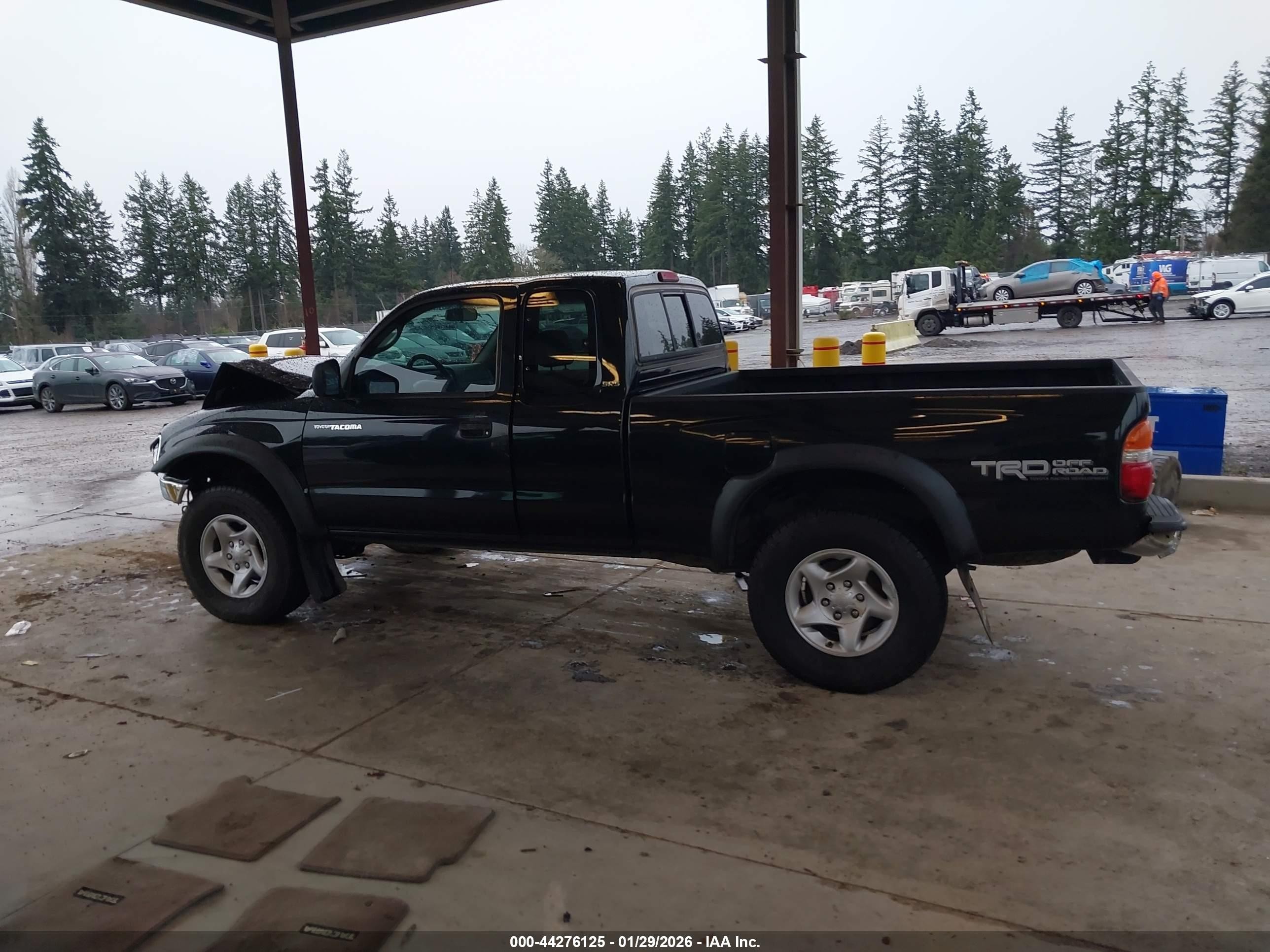 2004 Toyota Tacoma Base V6 Black vin: 5TEWN72N84Z393264