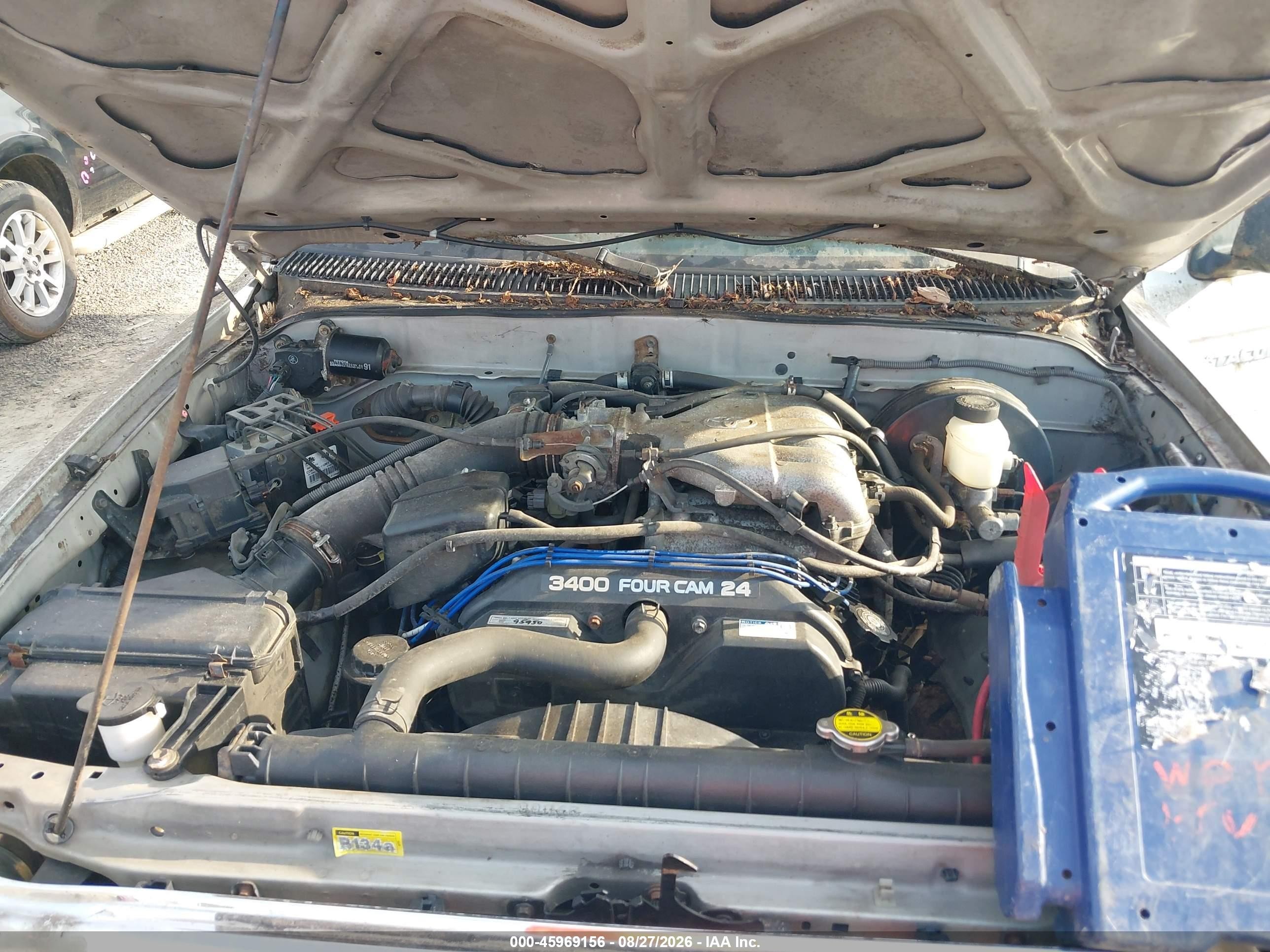 2002 Toyota Tacoma Base V6 Silver vin: 5TEWN72N92Z107810