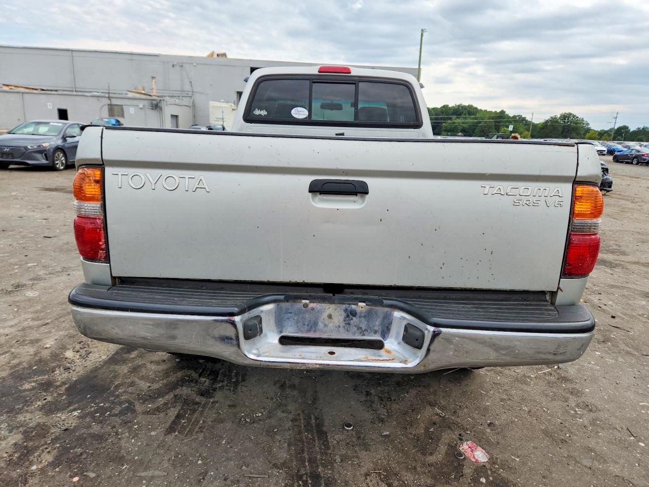 2001 Toyota Tacoma Xtracab Silver vin: 5TEWN72NX1Z734367