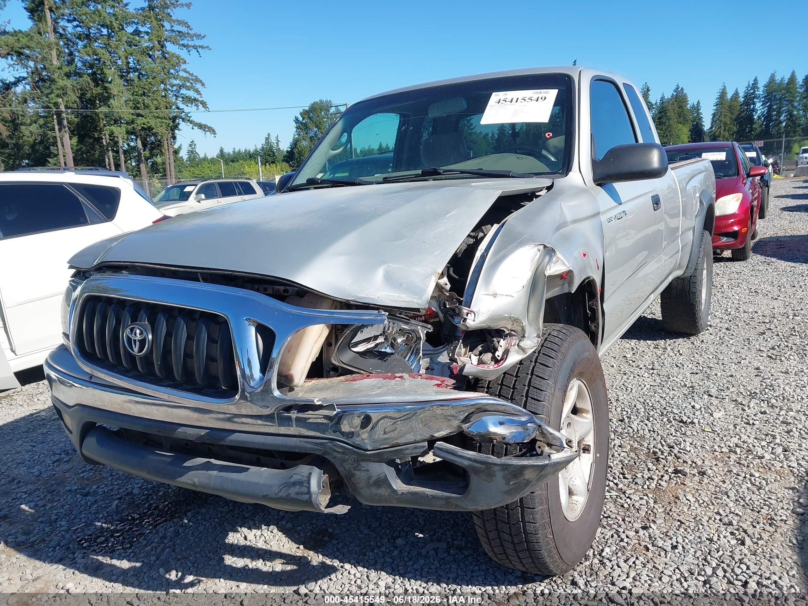 2004 Toyota Tacoma Base V6 Серебряный vin: 5TEWN72NX4Z401641