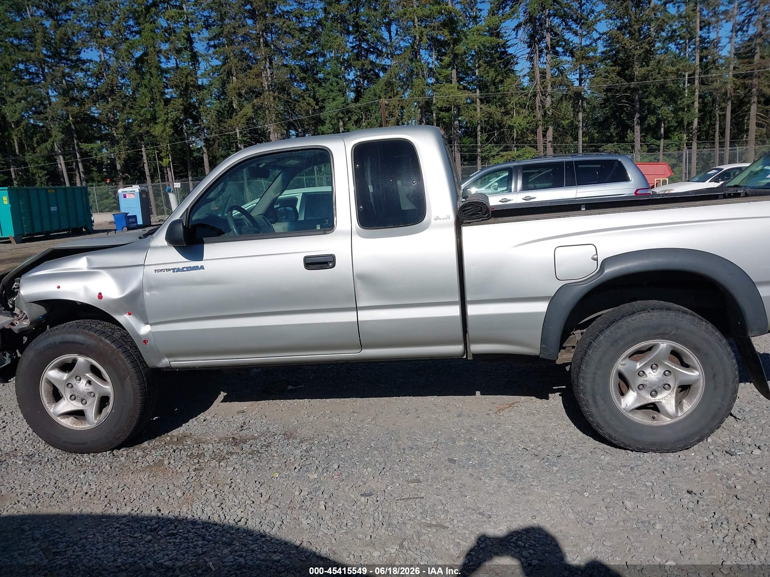 2004 Toyota Tacoma Base V6 Серебряный vin: 5TEWN72NX4Z401641