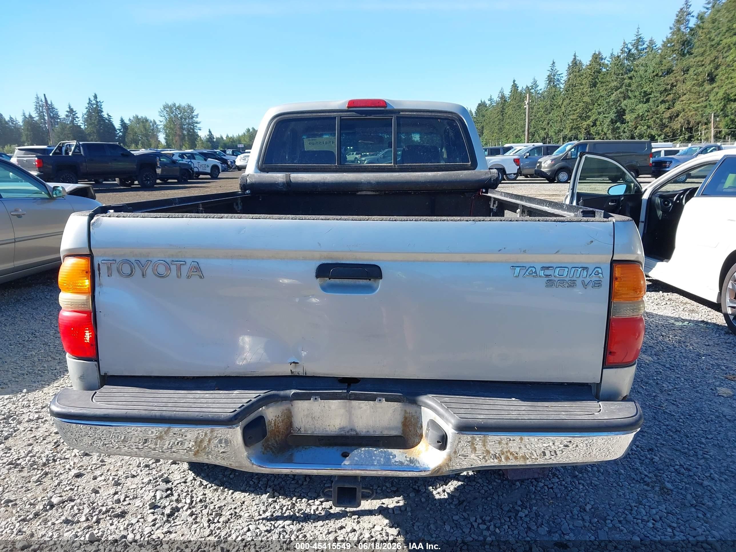 2004 Toyota Tacoma Base V6 Серебряный vin: 5TEWN72NX4Z401641