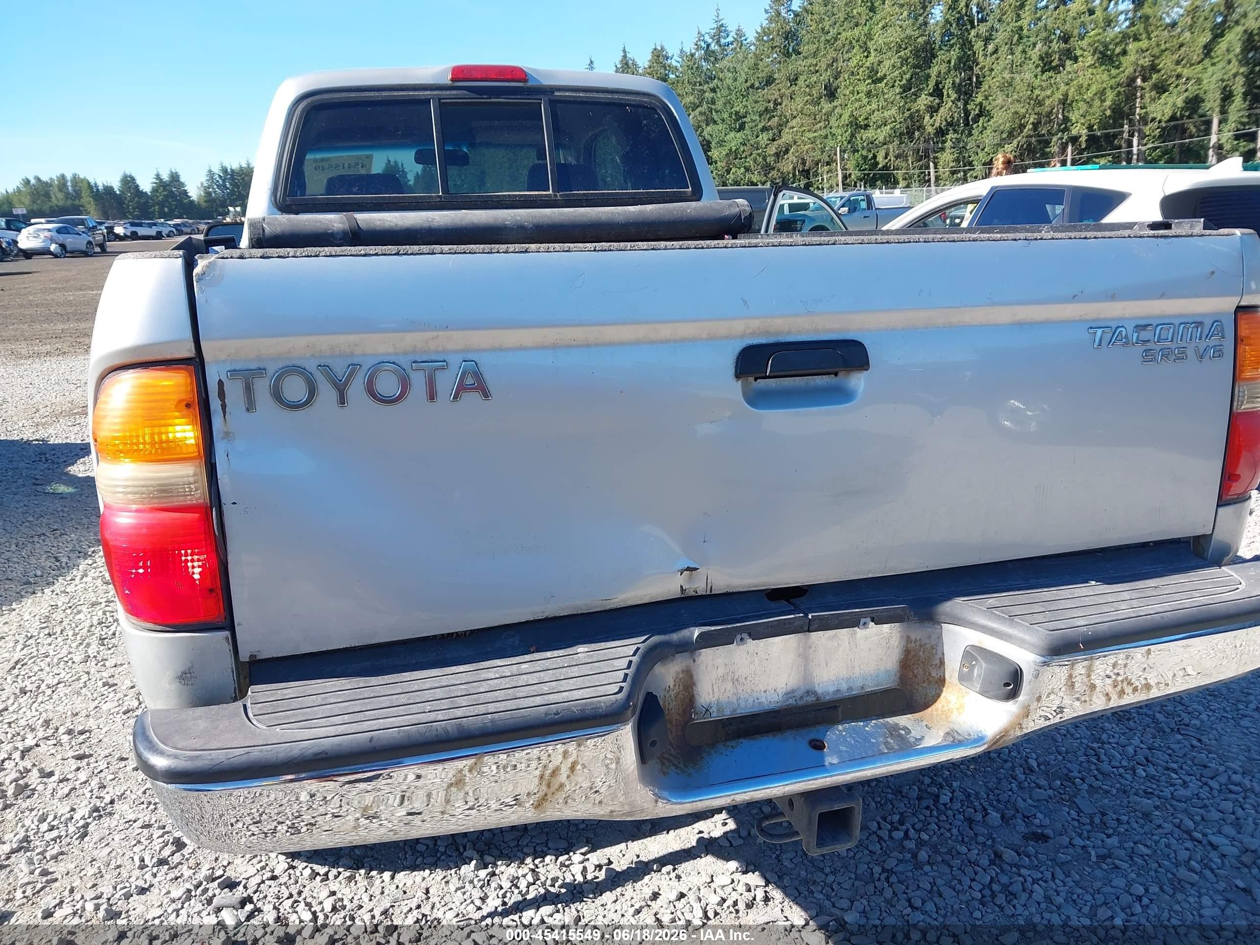 2004 Toyota Tacoma Base V6 Серебряный vin: 5TEWN72NX4Z401641