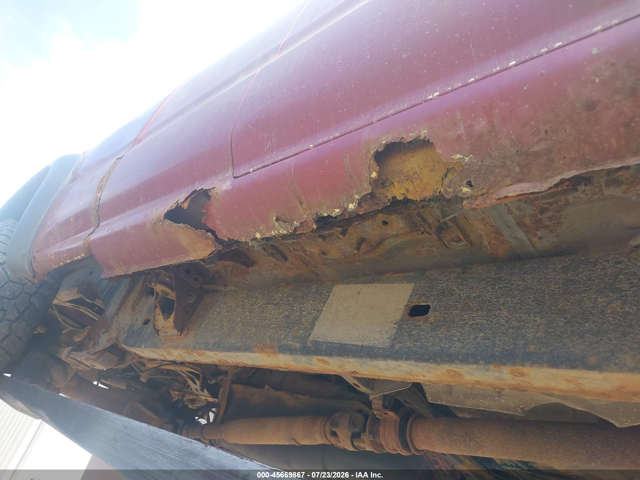 2004 Toyota Tacoma Base V6 Red vin: 5TEWN72NX4Z405947