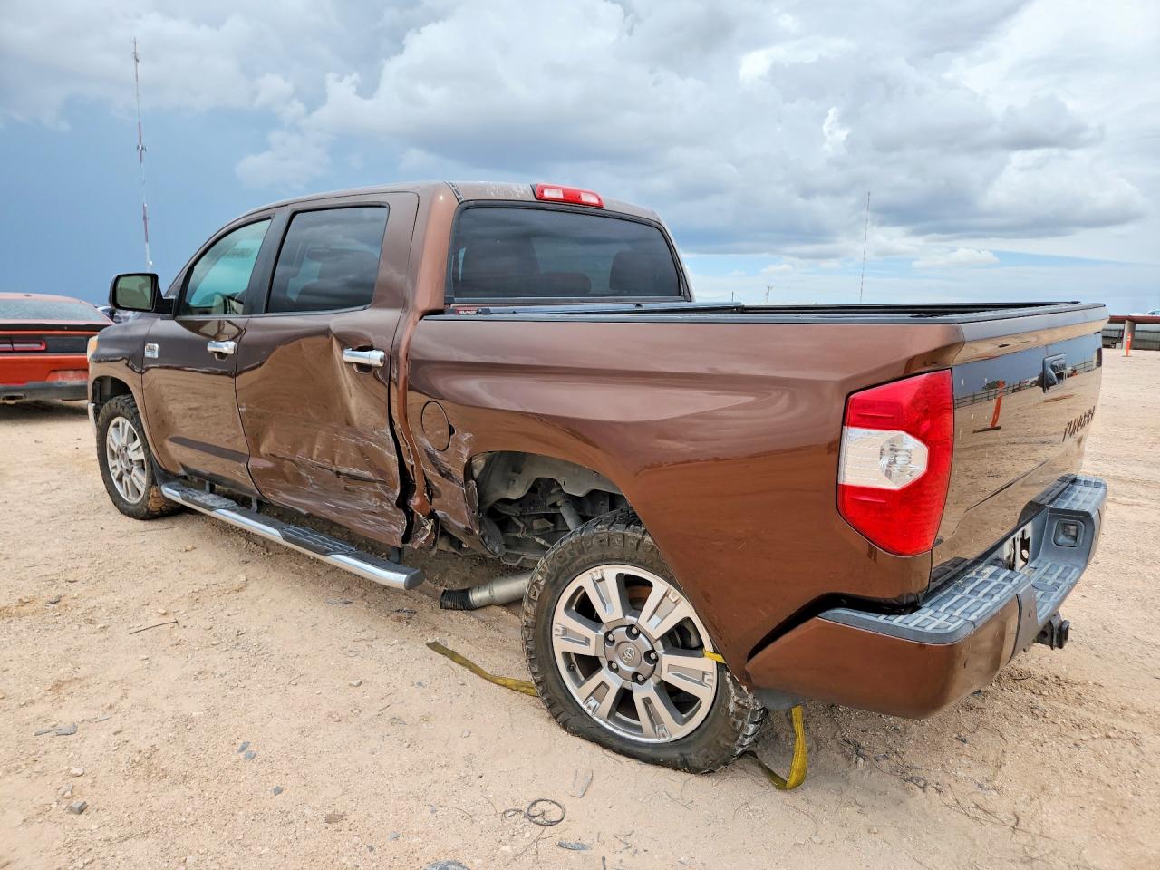 2014 Toyota Tundra Crewmax Platinum Brown vin: 5TFAW5F10EX357435