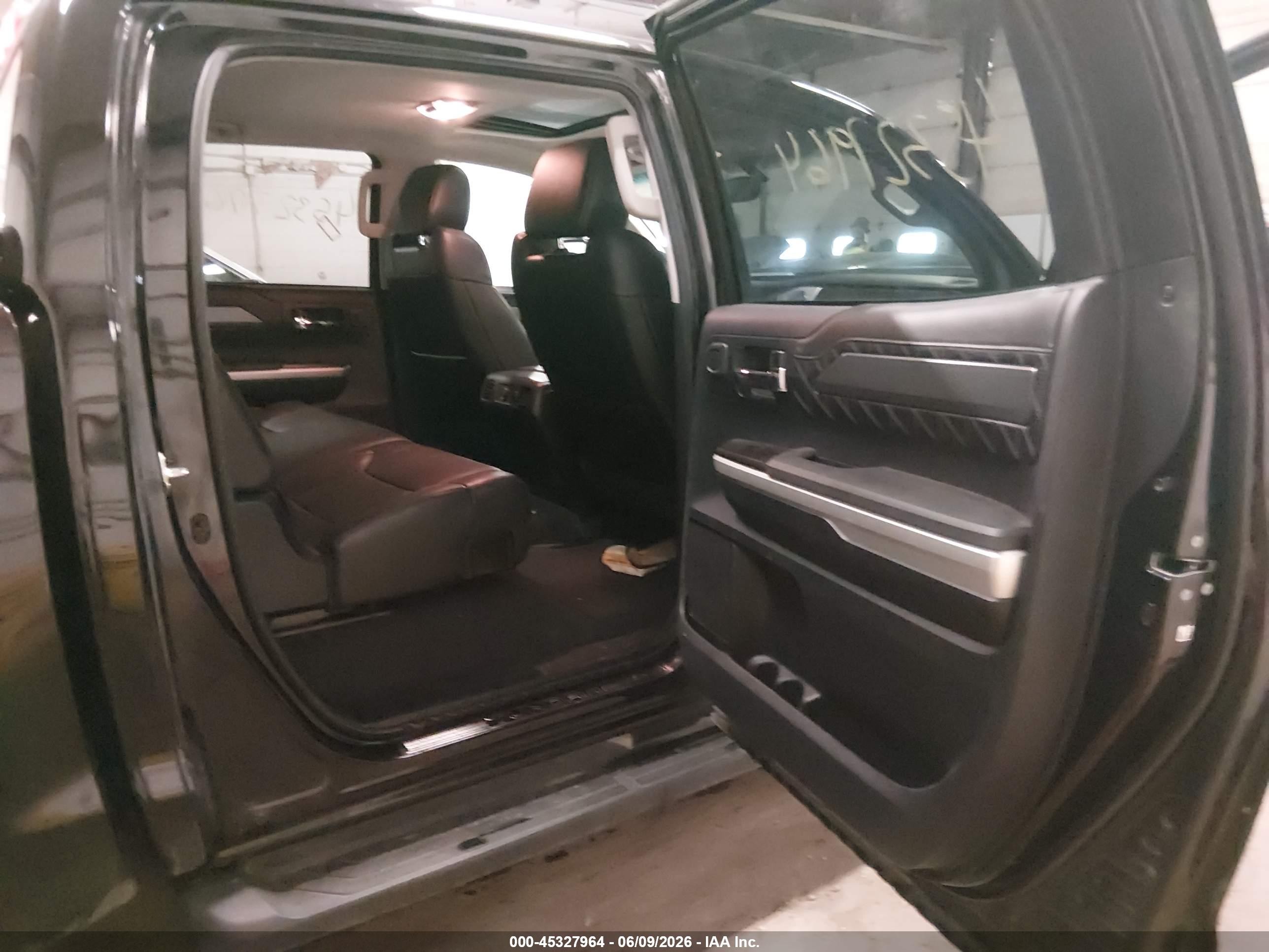 2015 Toyota Tundra Platinum 5.7l V8 Black vin: 5TFAW5F10FX419370