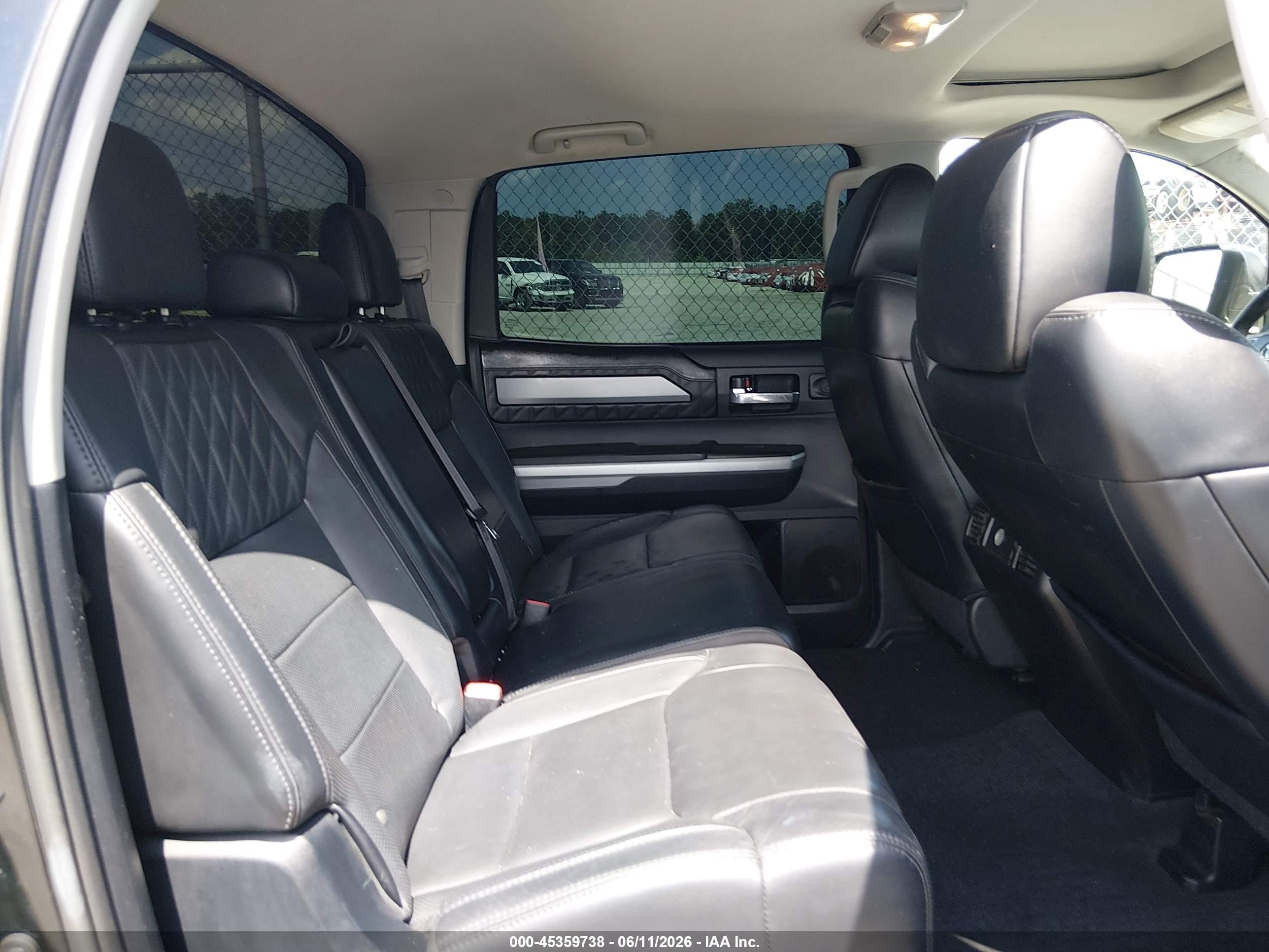 2015 Toyota Tundra Platinum 5.7l V8 Black vin: 5TFAW5F14FX421235