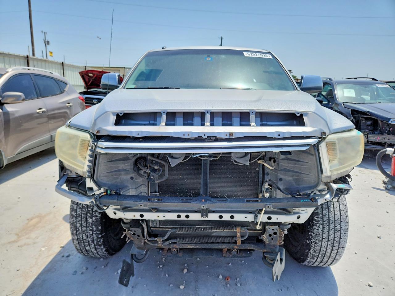 2014 Toyota Tundra Crewmax Platinum Серебряный vin: 5TFAW5F15EX339514