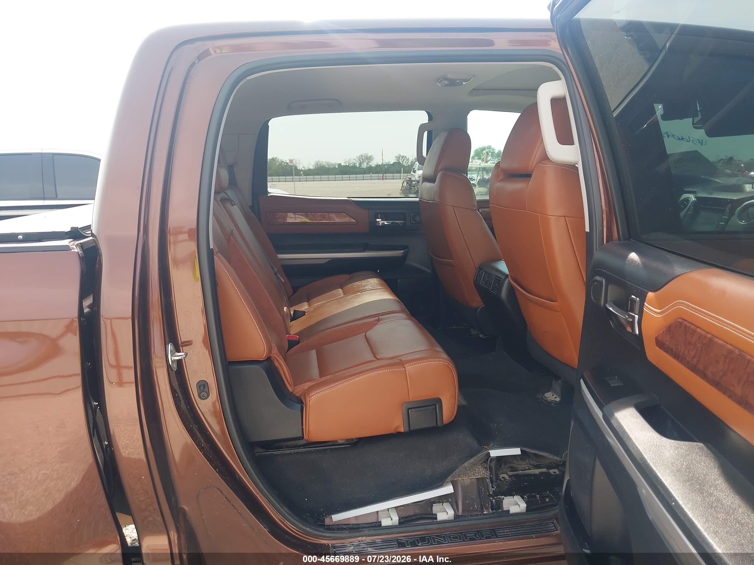 2014 Toyota Tundra 1794 5.7l V8 Brown vin: 5TFAW5F17EX389539