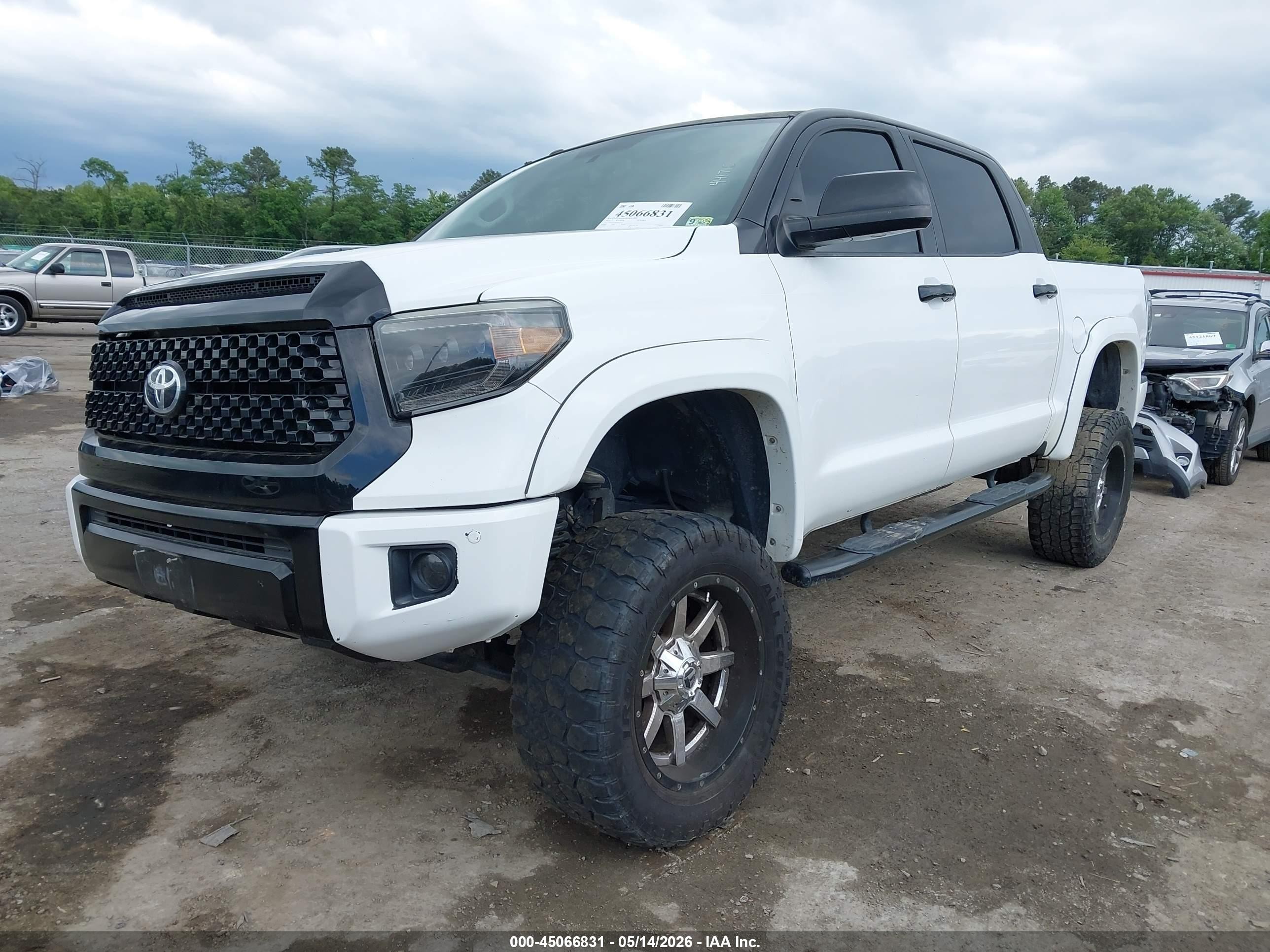 2015 Toyota Tundra Platinum 5.7l V8 White vin: 5TFAW5F18FX441715