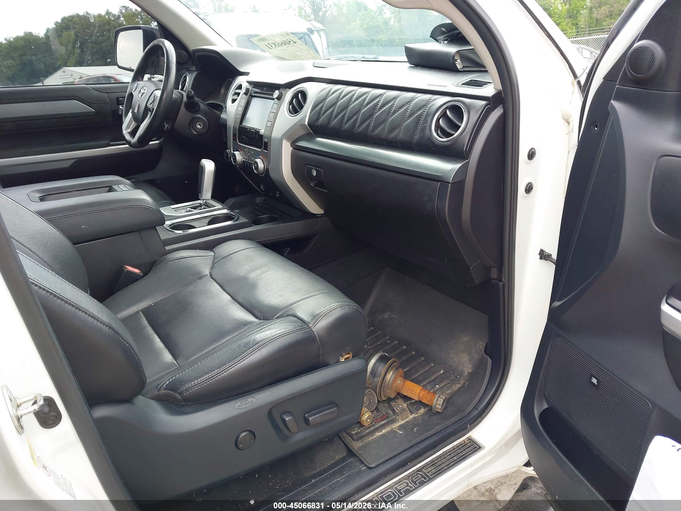 2015 Toyota Tundra Platinum 5.7l V8 White vin: 5TFAW5F18FX441715