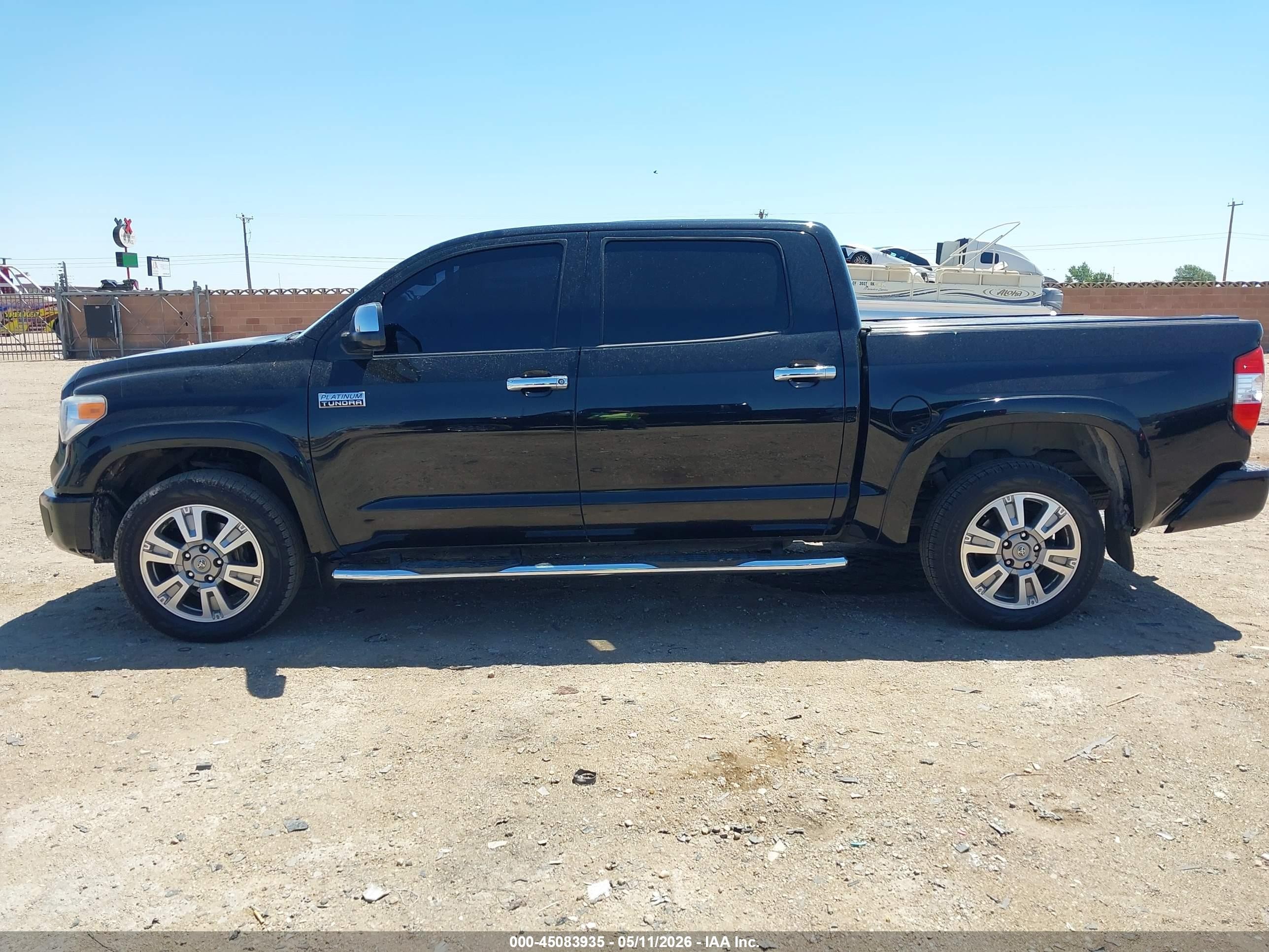 2015 Toyota Tundra Platinum 5.7l V8 Black vin: 5TFAW5F18FX457235