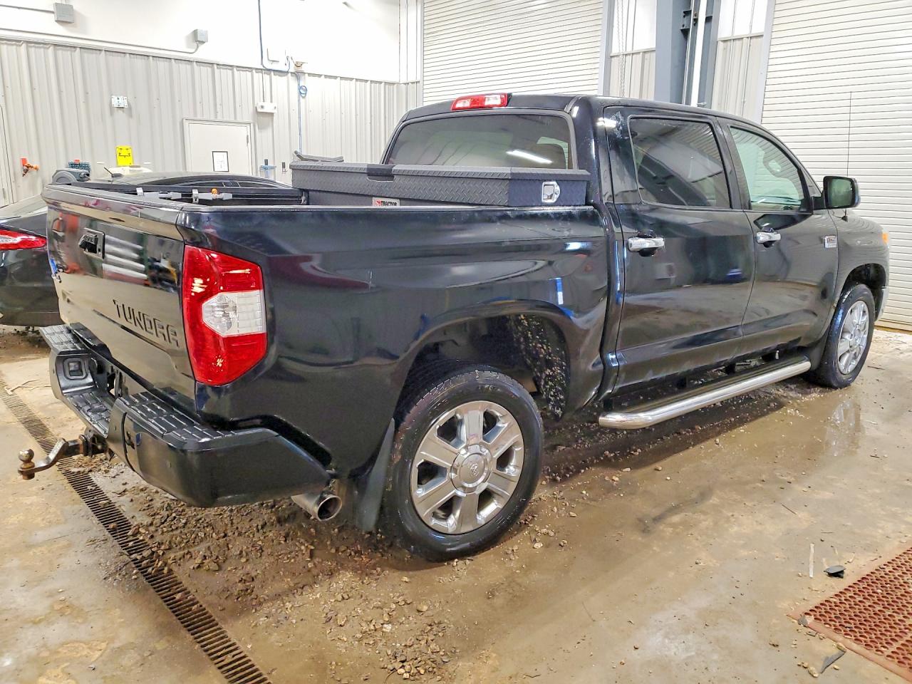 2014 Toyota Tundra 1794 Edition Черный vin: 5TFAW5F19EX342576