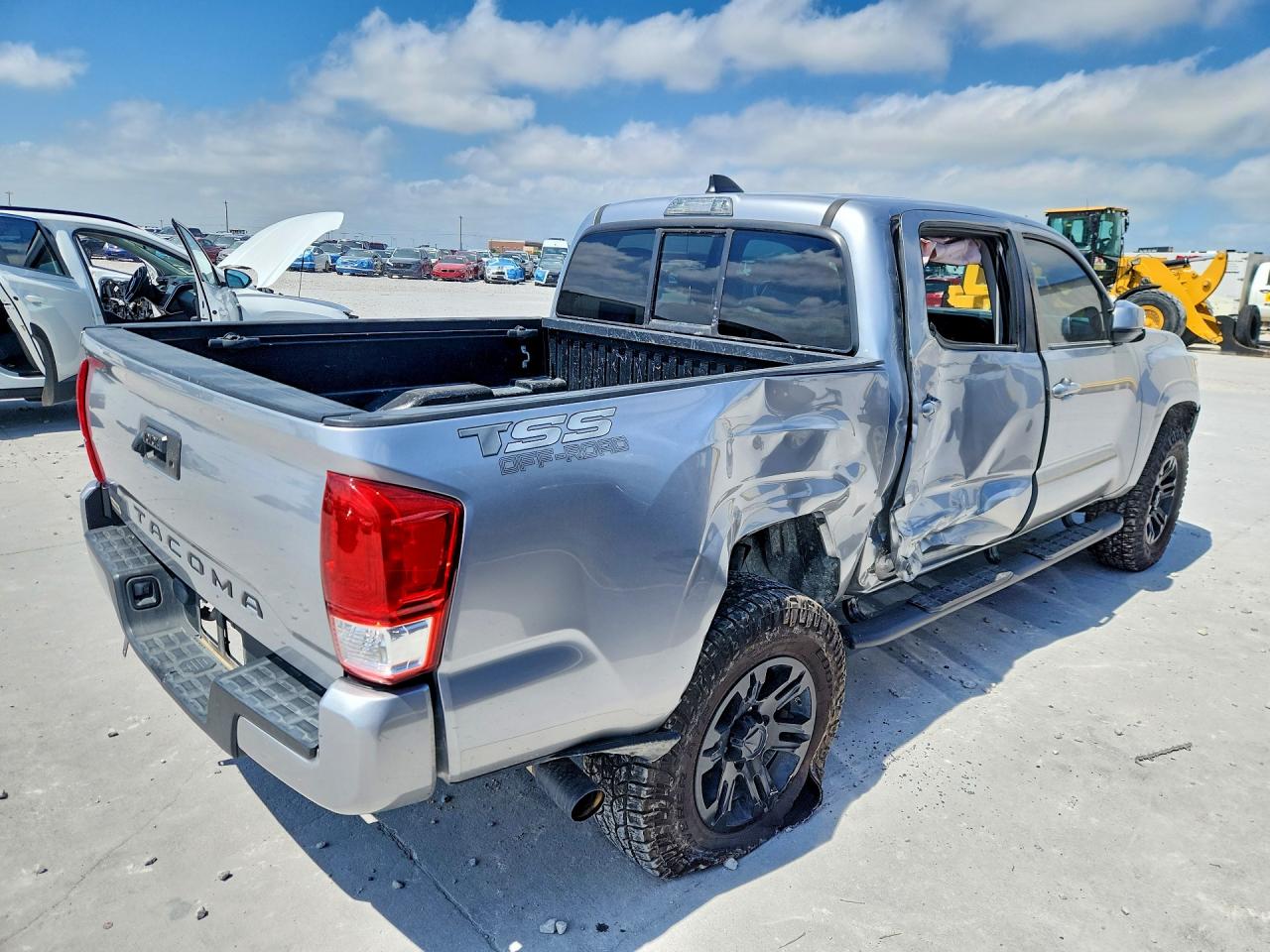 2020 Toyota Tacoma Sr Silver vin: 5TFAX5GN1LX188716
