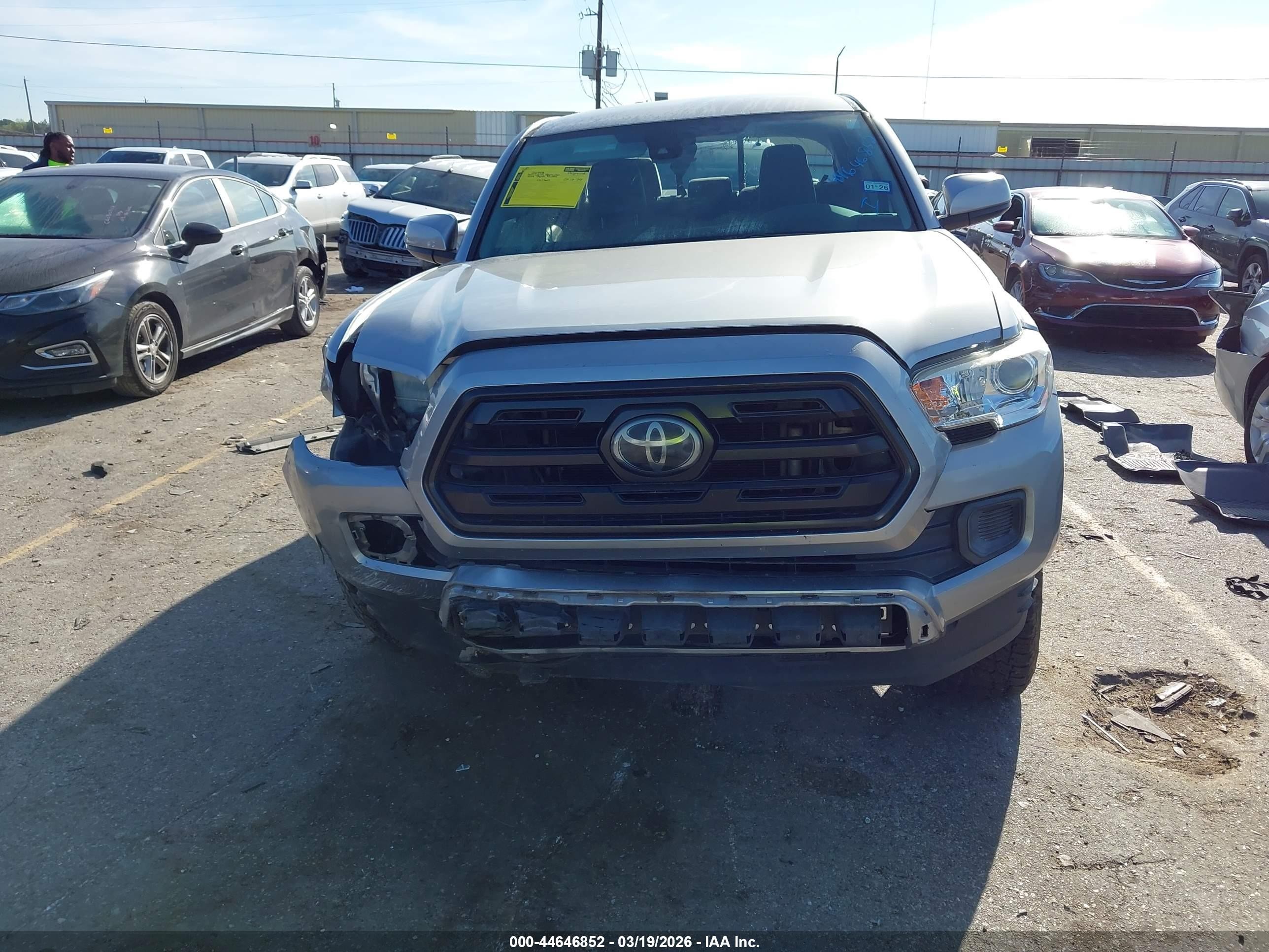 2019 Toyota Tacoma Sr Silver vin: 5TFAX5GN3KX138625