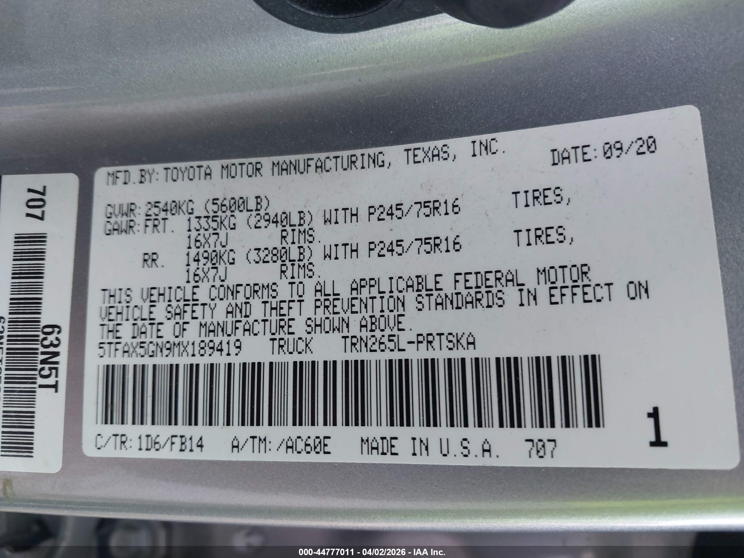 2021 Toyota Tacoma Sr Серебряный vin: 5TFAX5GN9MX189419
