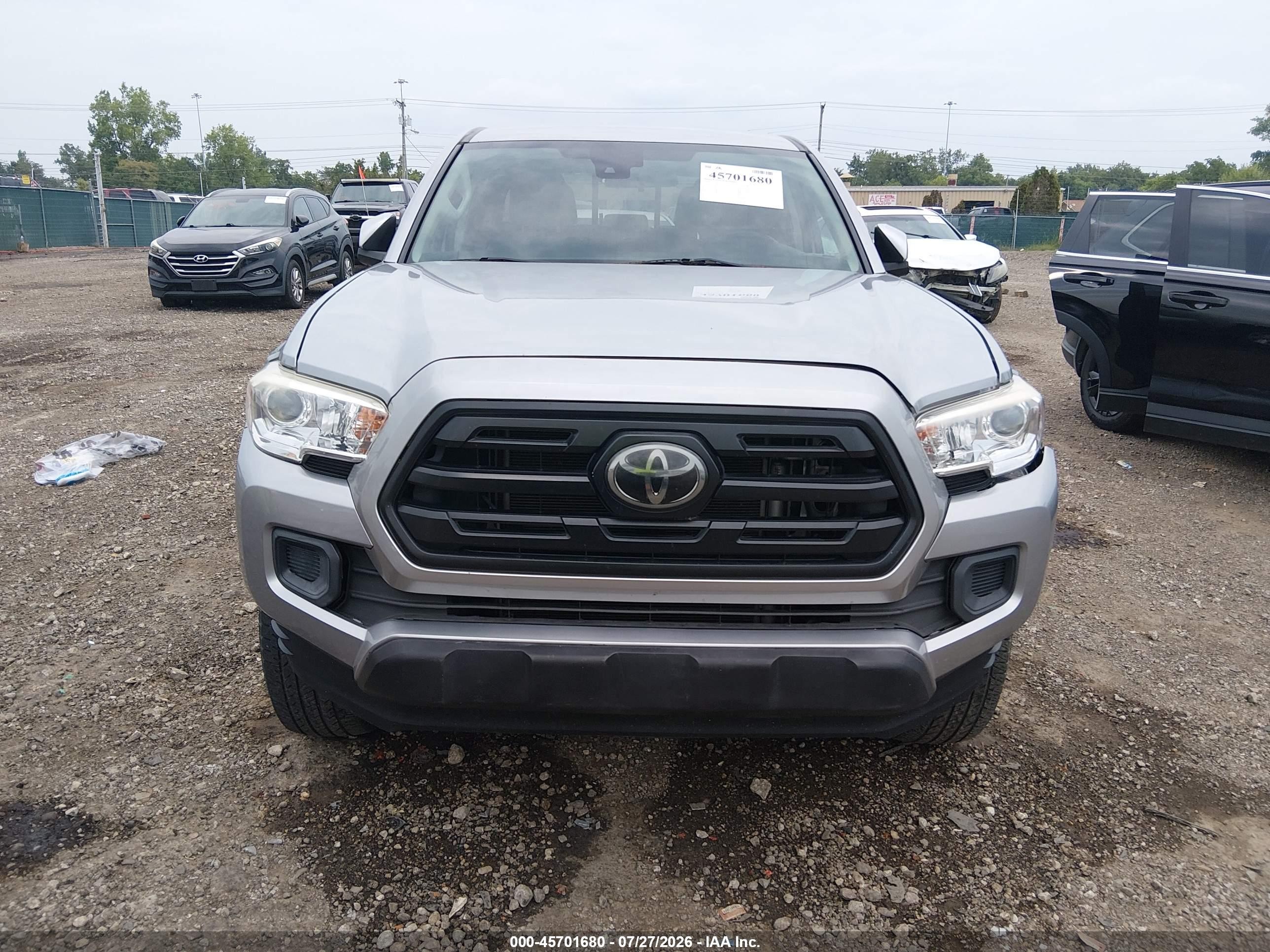 2019 Toyota Tacoma Sr Silver vin: 5TFAX5GNXKX145197