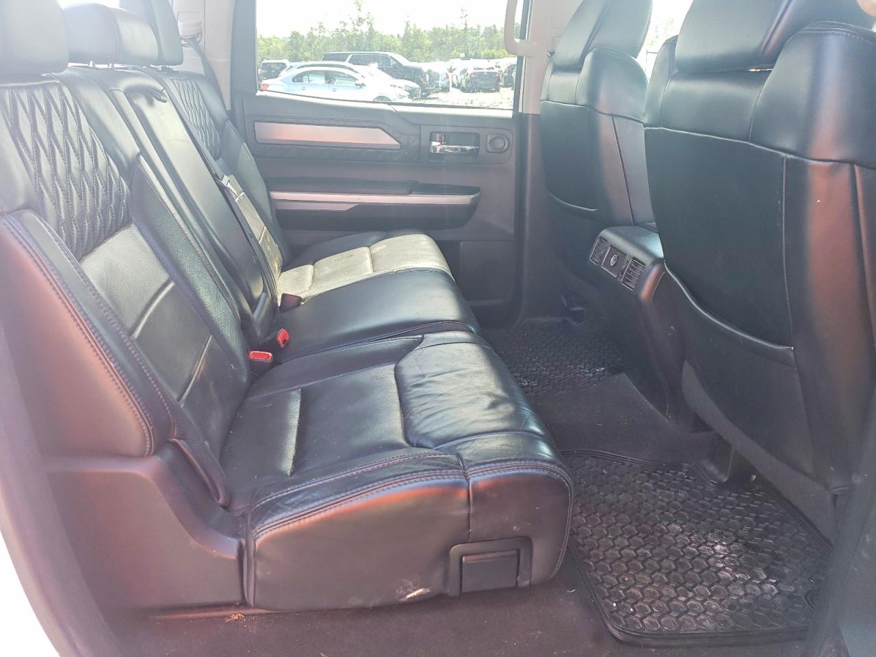 2015 Toyota Tundra Platinum White vin: 5TFAY5F11FX452887