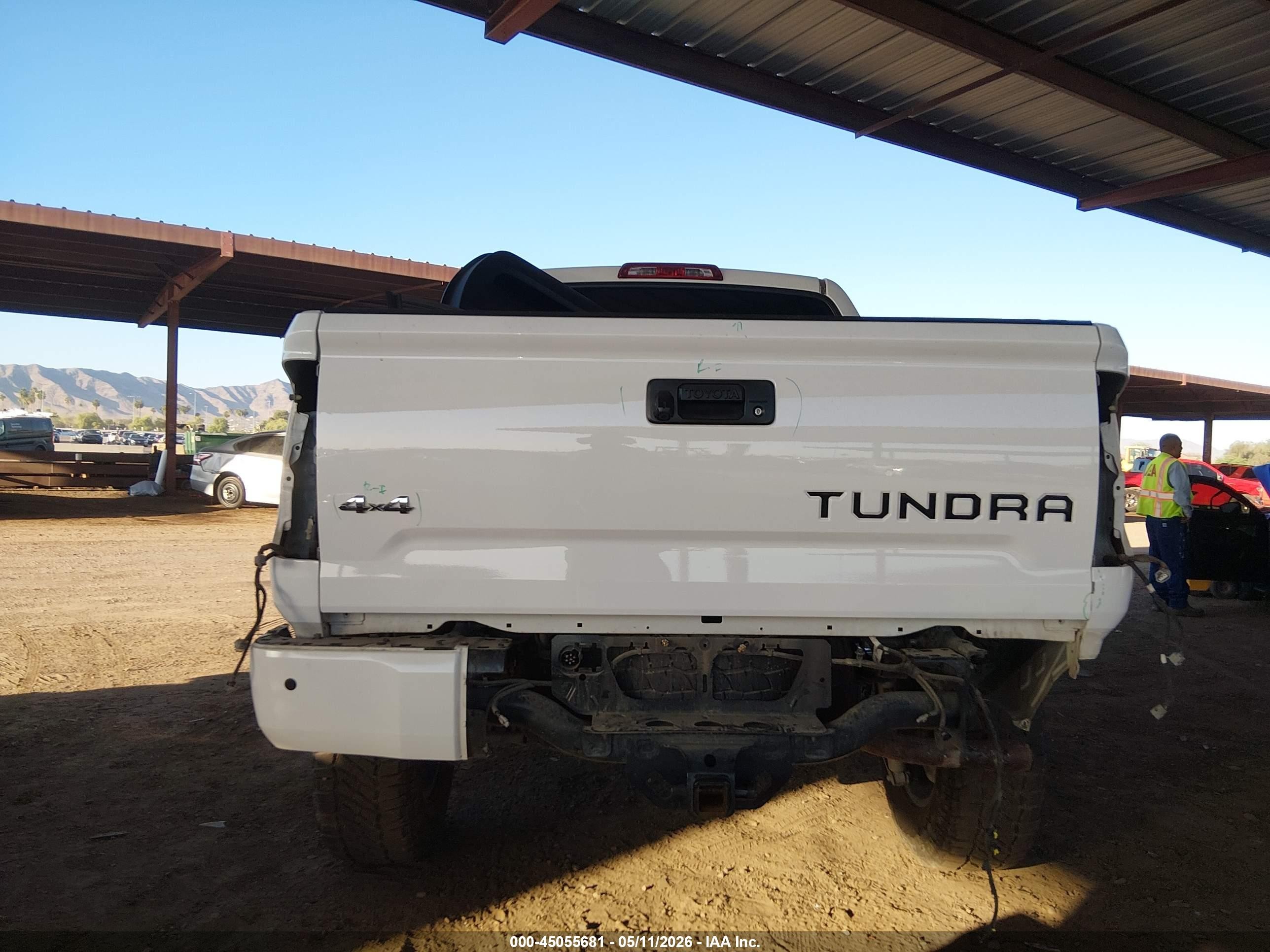 2019 Toyota Tundra 1794 5.7l V8 Белый vin: 5TFAY5F11KX780255