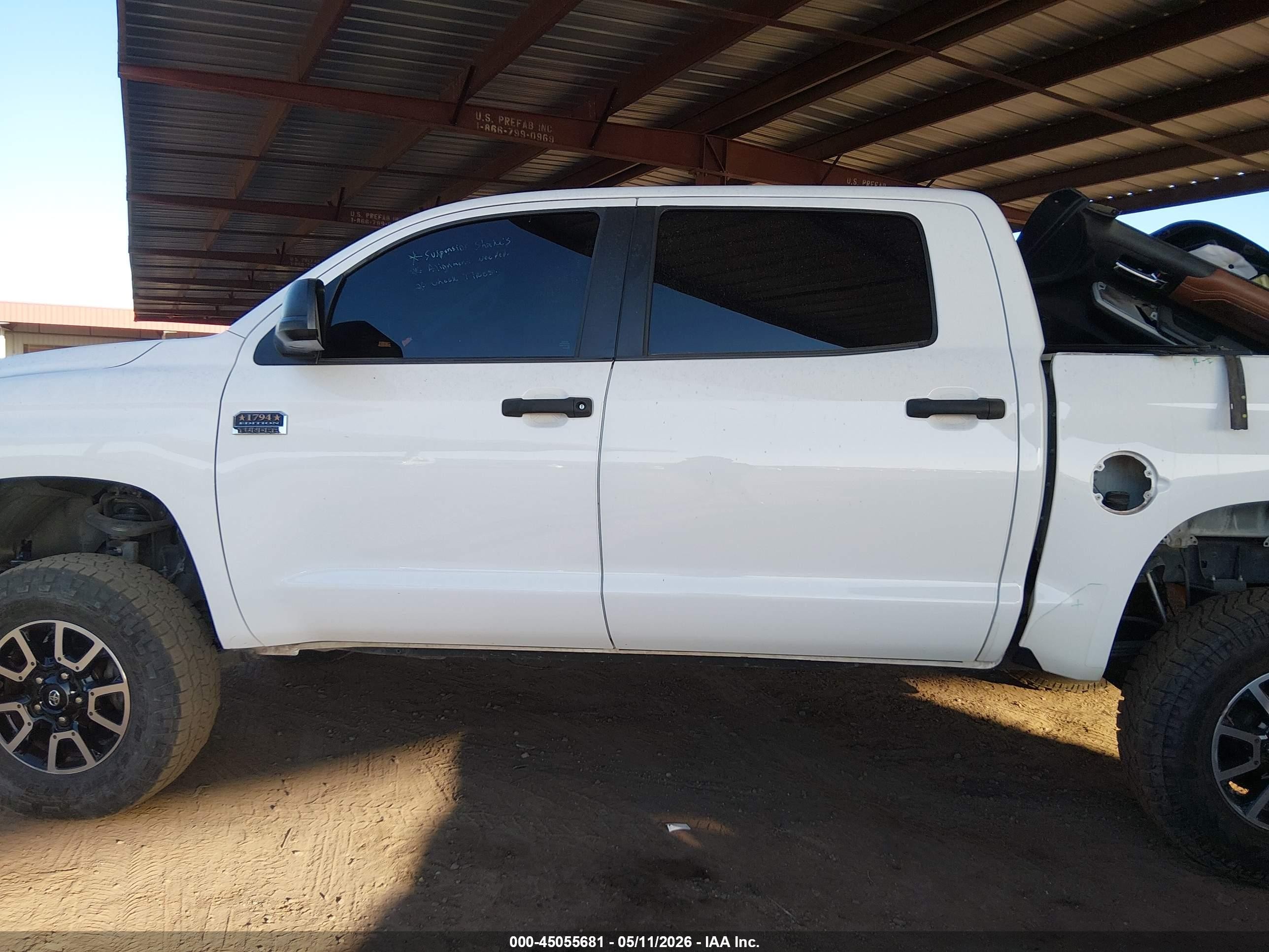 2019 Toyota Tundra 1794 5.7l V8 Белый vin: 5TFAY5F11KX780255