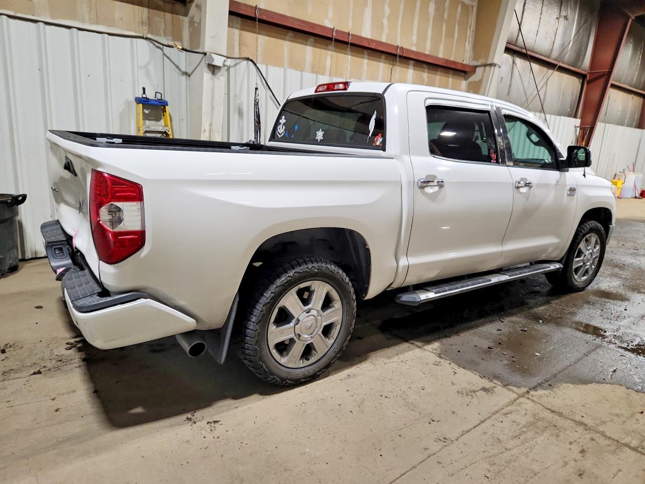2015 Toyota Tundra 1794 Edition White vin: 5TFAY5F12FX426301
