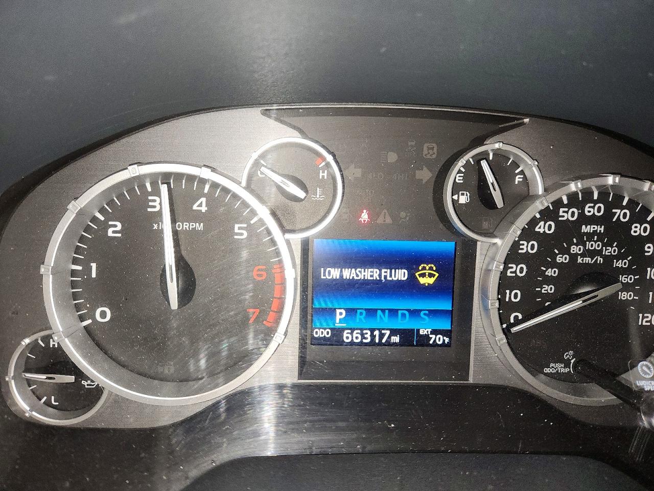 2015 Toyota Tundra 1794 Edition White vin: 5TFAY5F12FX426301