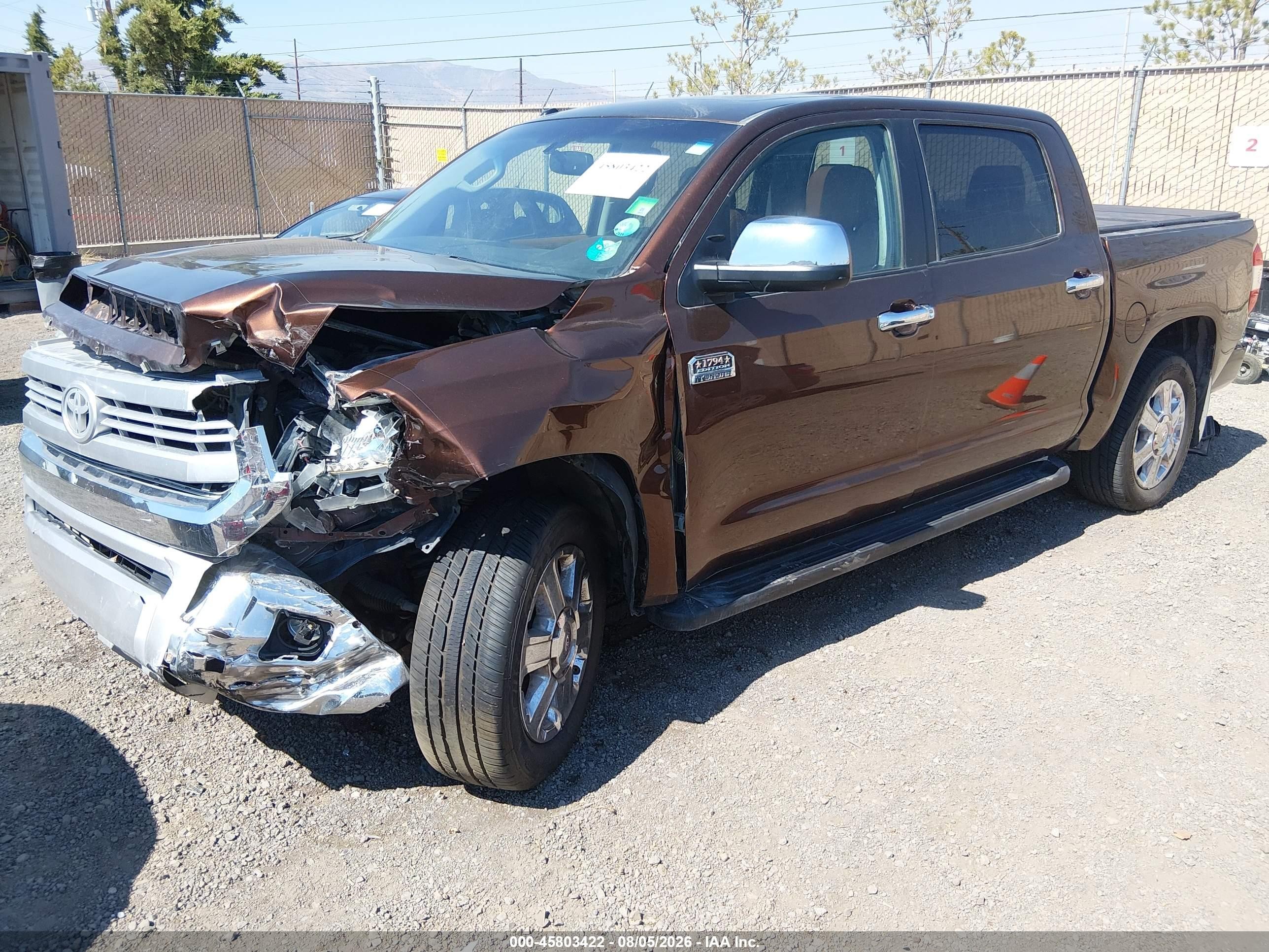 2014 Toyota Tundra 1794 5.7l V8 Коричневый vin: 5TFAY5F14EX394644