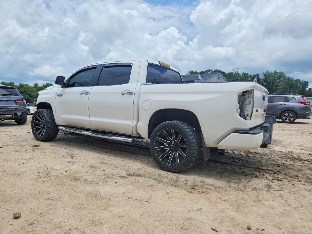 2014 Toyota Tundra Crewmax Platinum White vin: 5TFAY5F16EX325115
