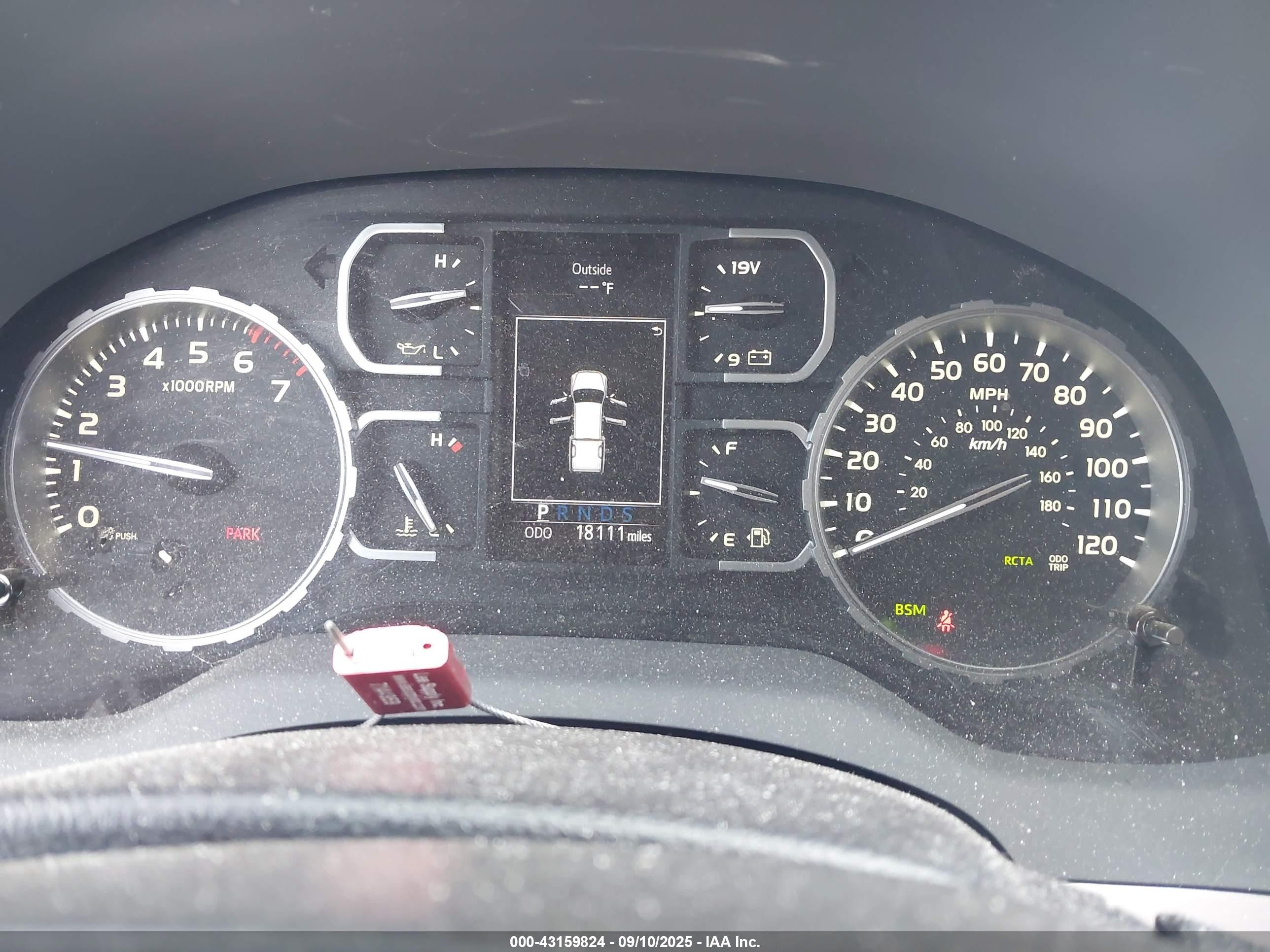 2020 Toyota Tundra Platinum Silver vin: 5TFAY5F18LX916513