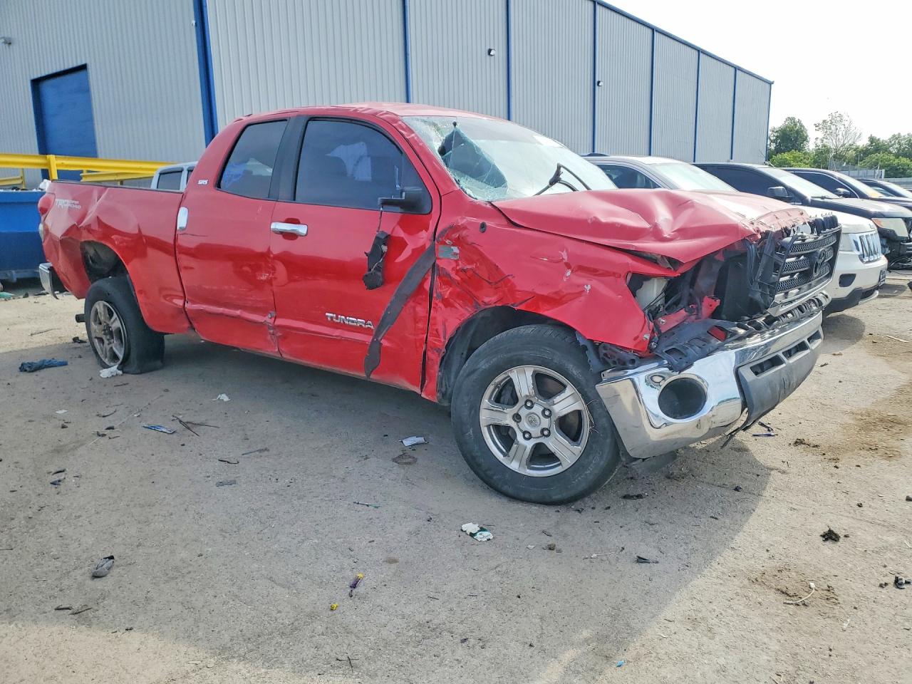 2007 Toyota Tundra Double Cab Sr5 Red vin: 5TFBT54107X002882